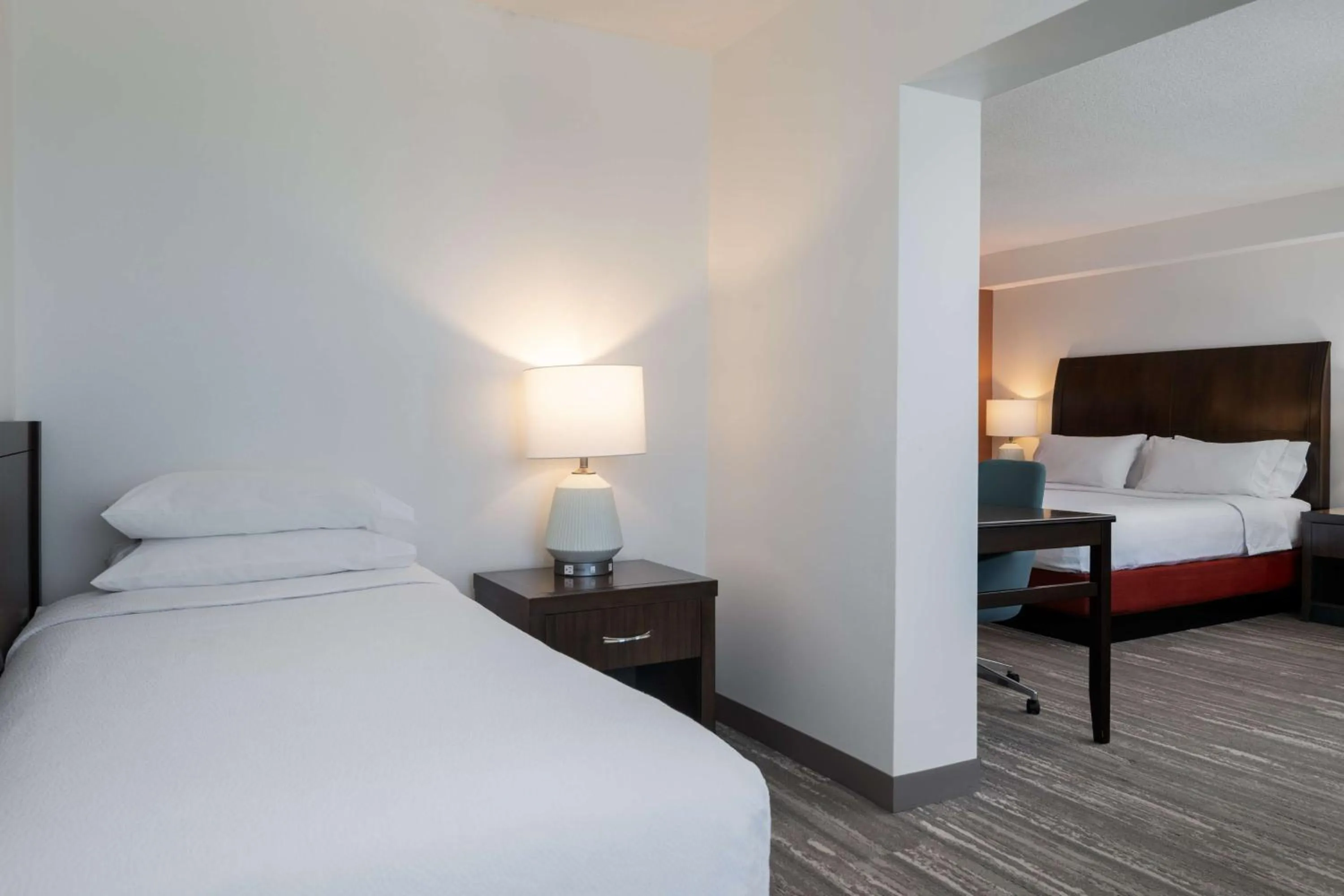 Bed in Hilton Garden Inn Daytona Beach Oceanfront