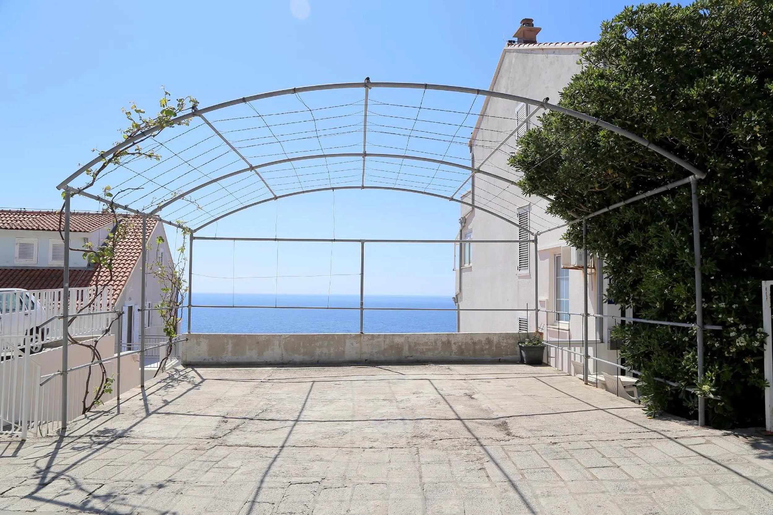 Parking in Kate's Place