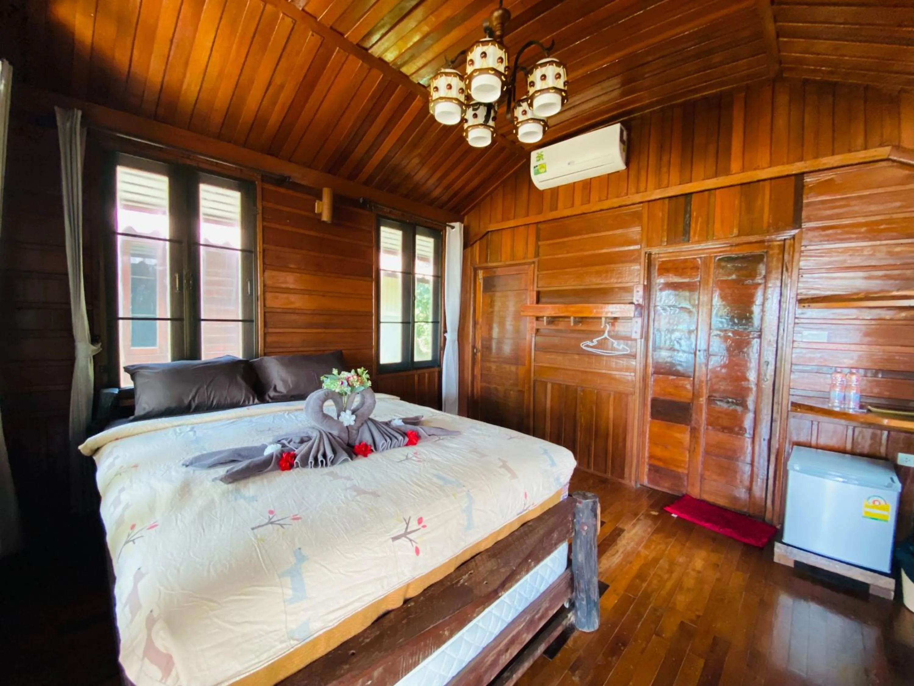 Bed in I-Lay House Koh Kood