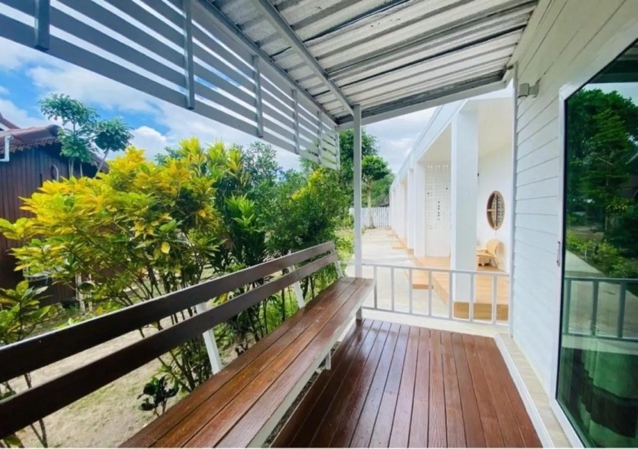 Patio in I-Lay House Koh Kood