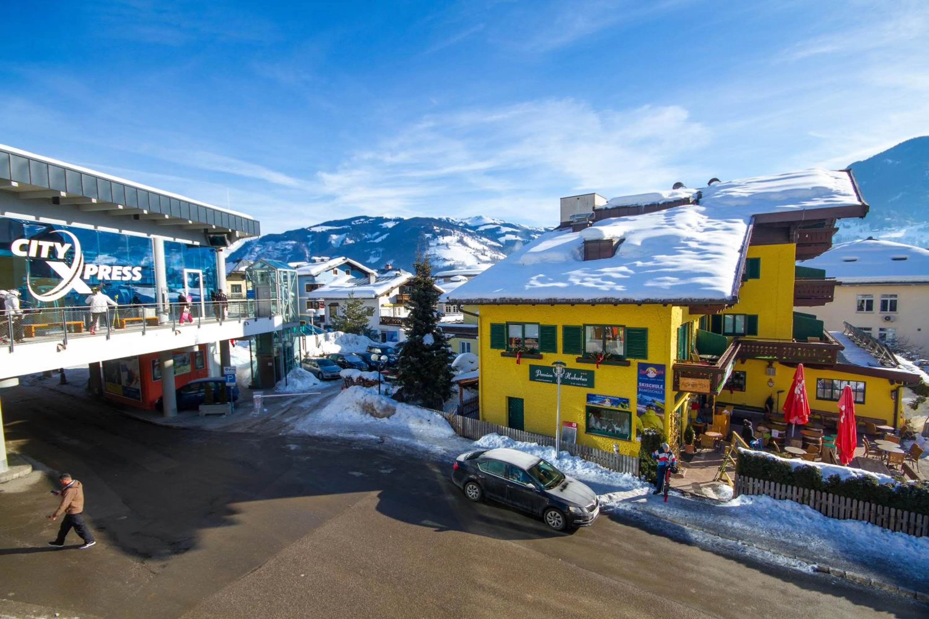 Property building in Hotel Pension Hubertus