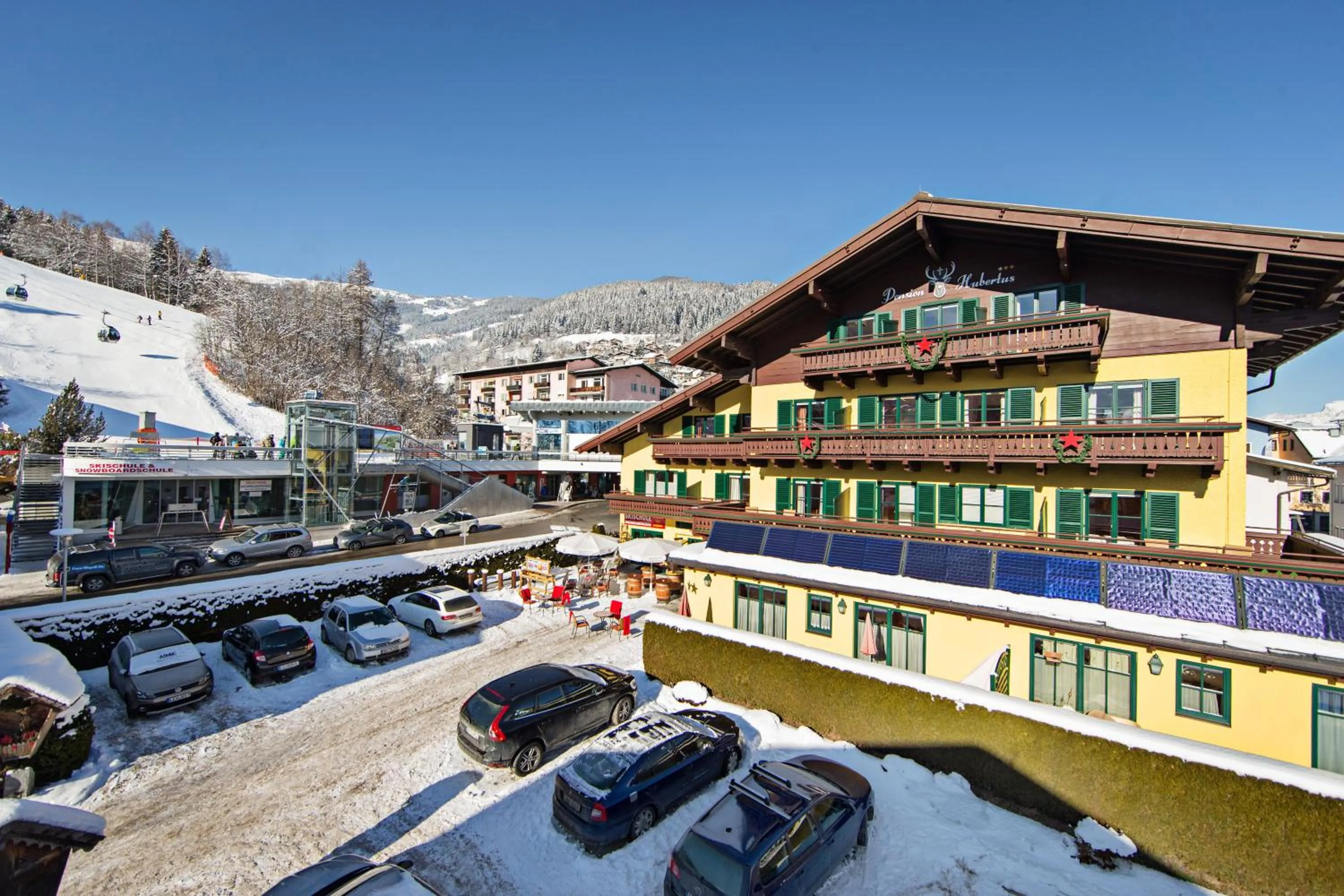 Property building in Hotel Pension Hubertus