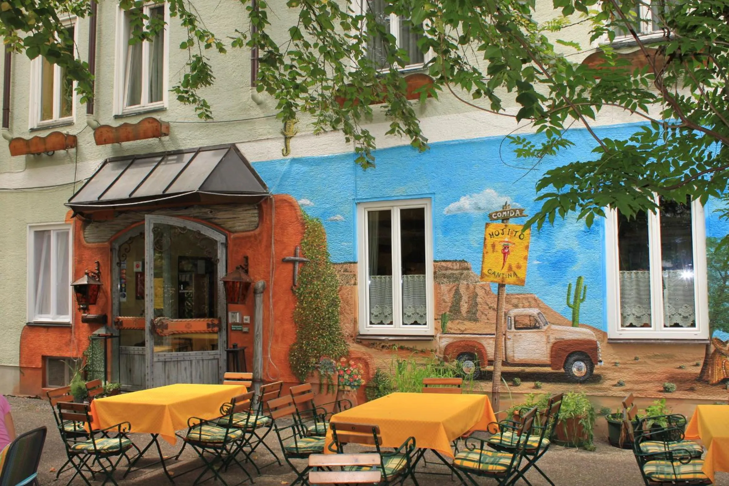 Facade/entrance in Hotel & Hostel Sandwirt