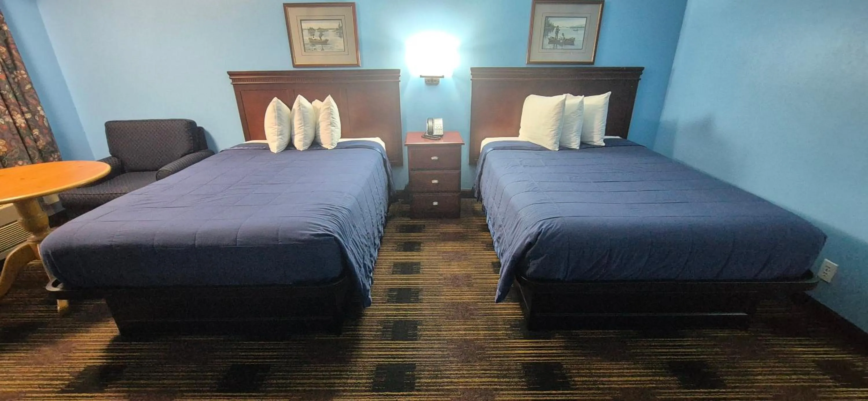 View (from property/room), Bed in Fontana Village Inn