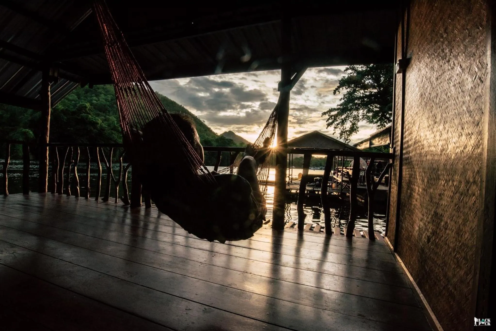 ชอว์ งาทอง รีสอร์ต Chor Ngar Thong Erawan Kanchanaburi