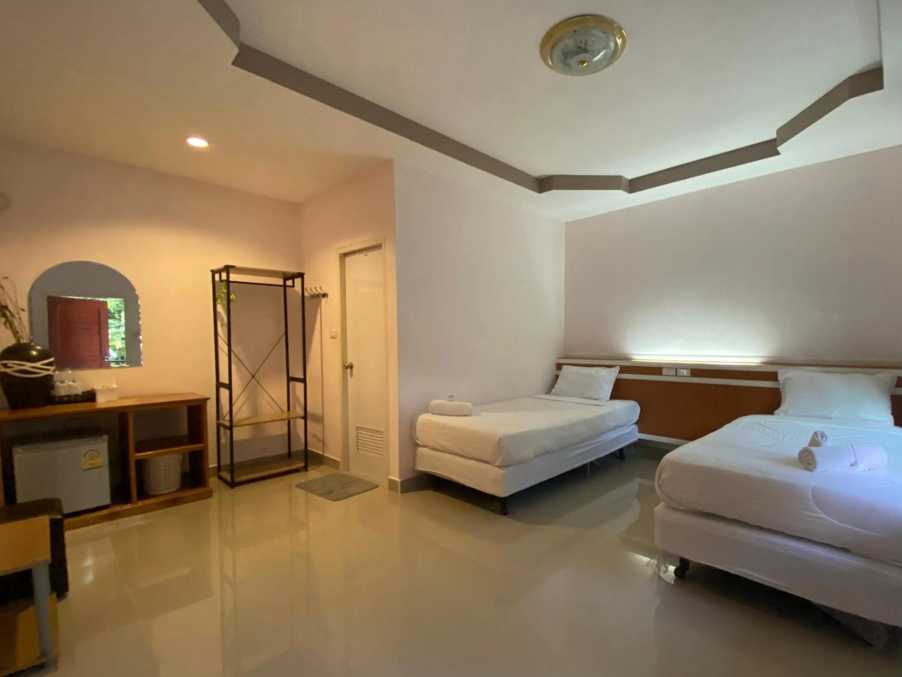 Bed in ชอว์ งาทอง รีสอร์ต Chor Ngar Thong Erawan Kanchanaburi