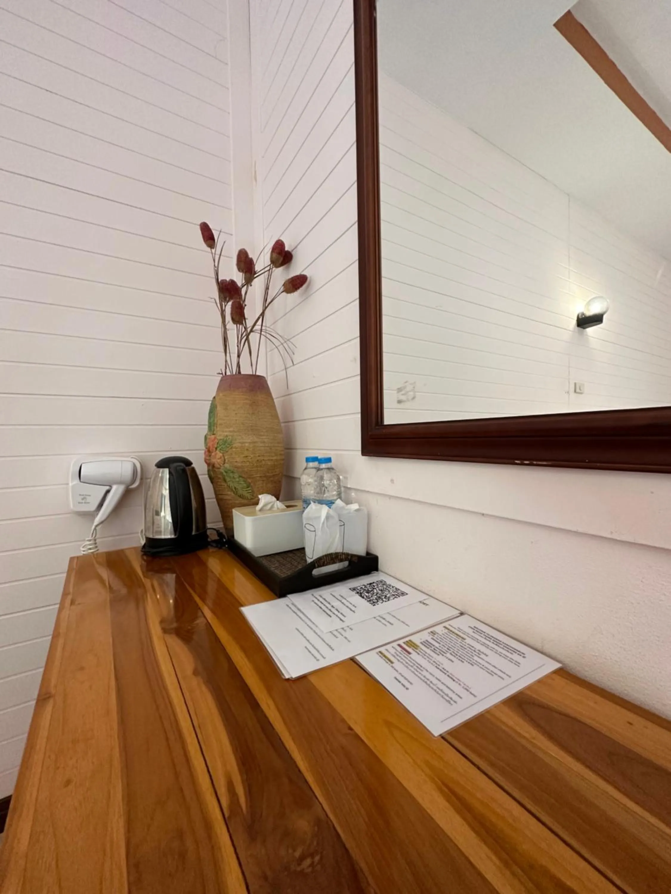 ชอว์ งาทอง รีสอร์ต Chor Ngar Thong Erawan Kanchanaburi