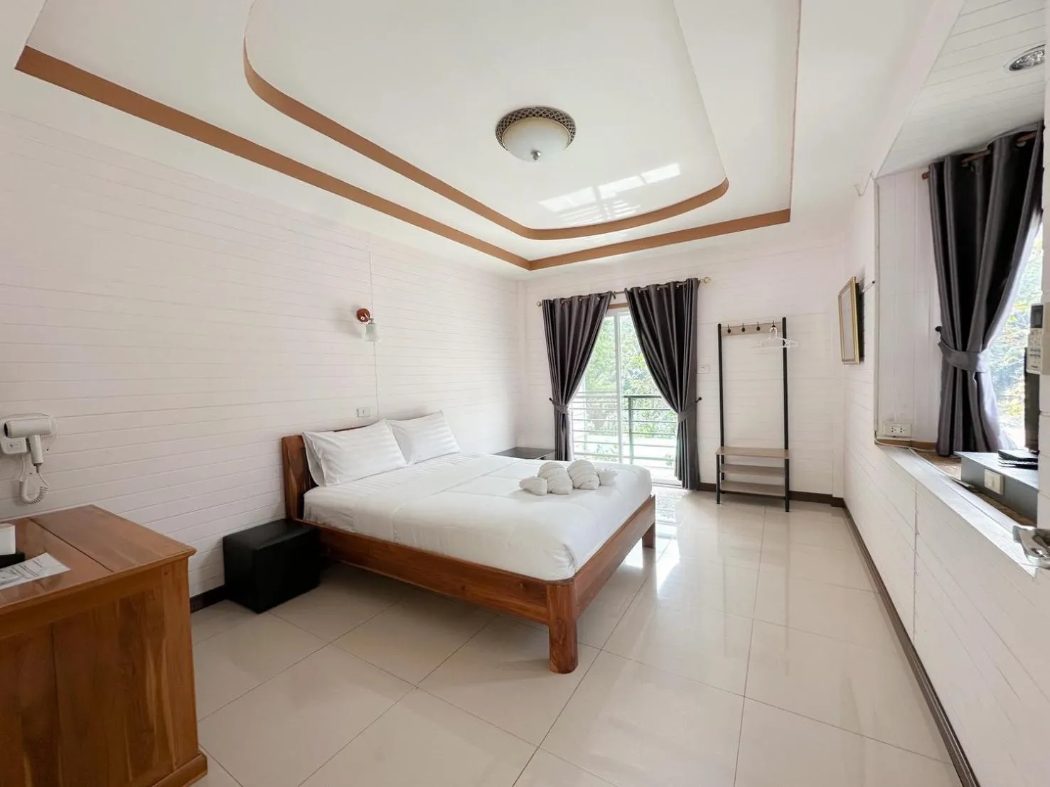Bed in ชอว์ งาทอง รีสอร์ต Chor Ngar Thong Erawan Kanchanaburi