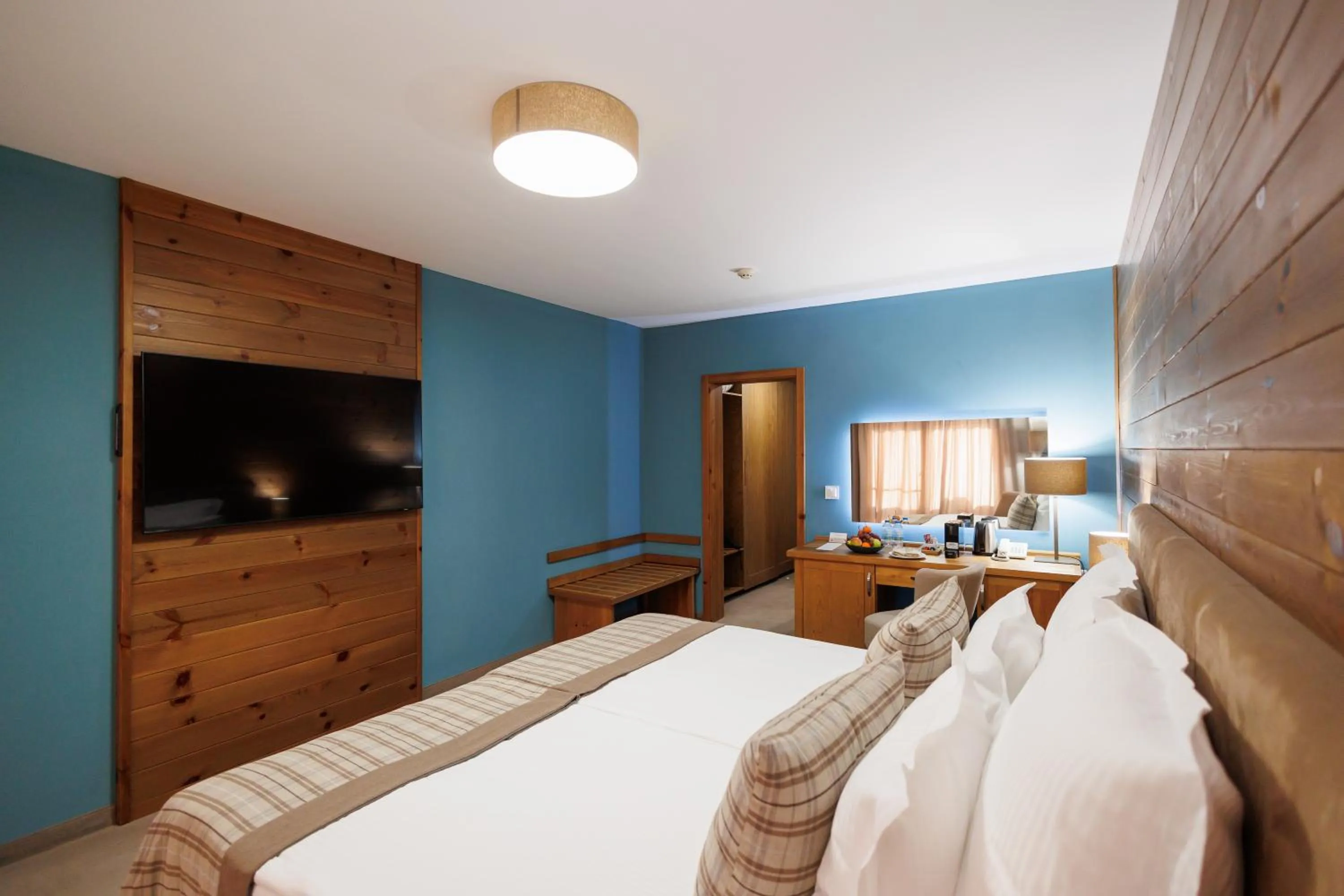 Bed in Katarino SPA Hotel