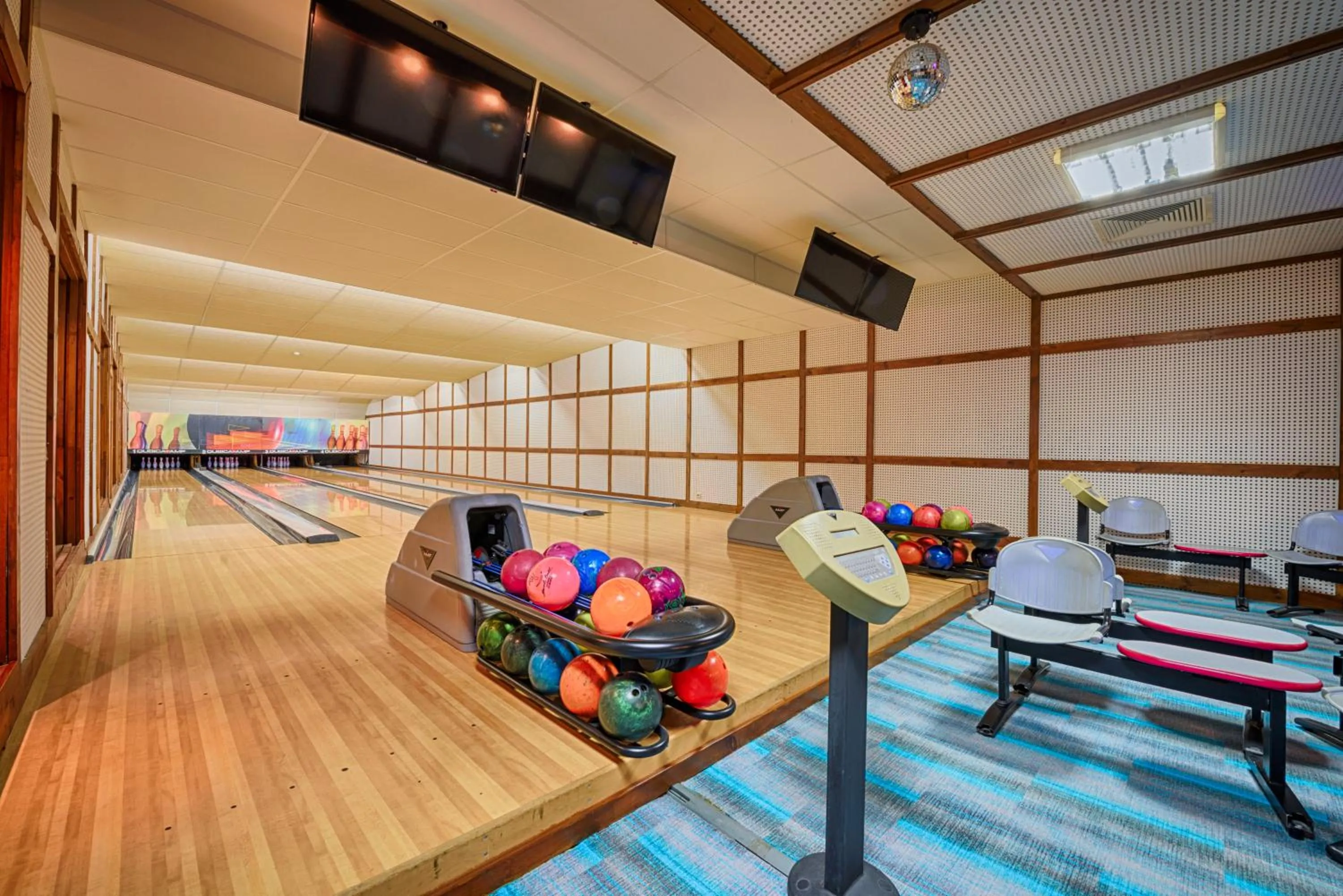 Bowling in Katarino SPA Hotel