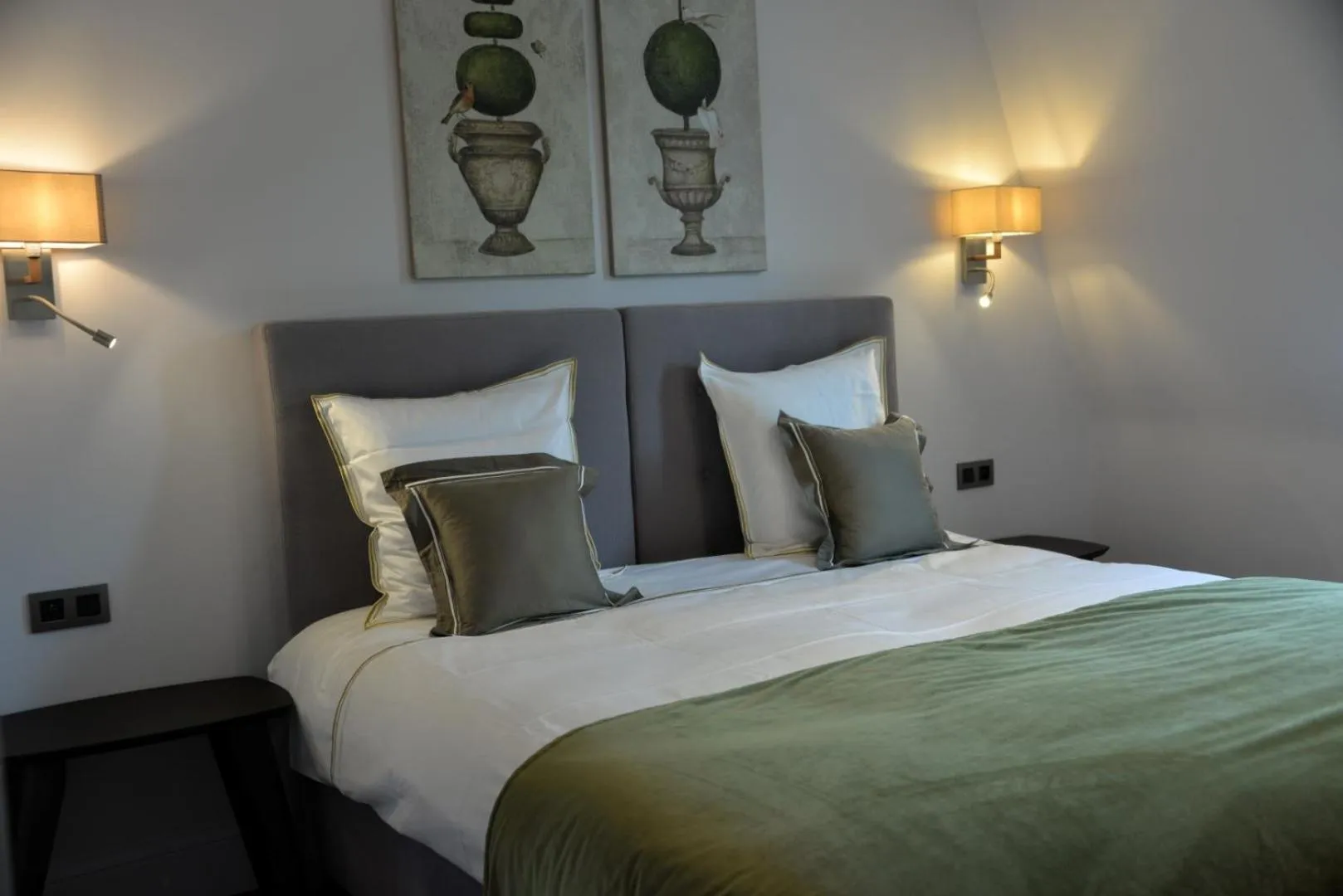 Staff, Bed in Notarishuis Beveren B&B