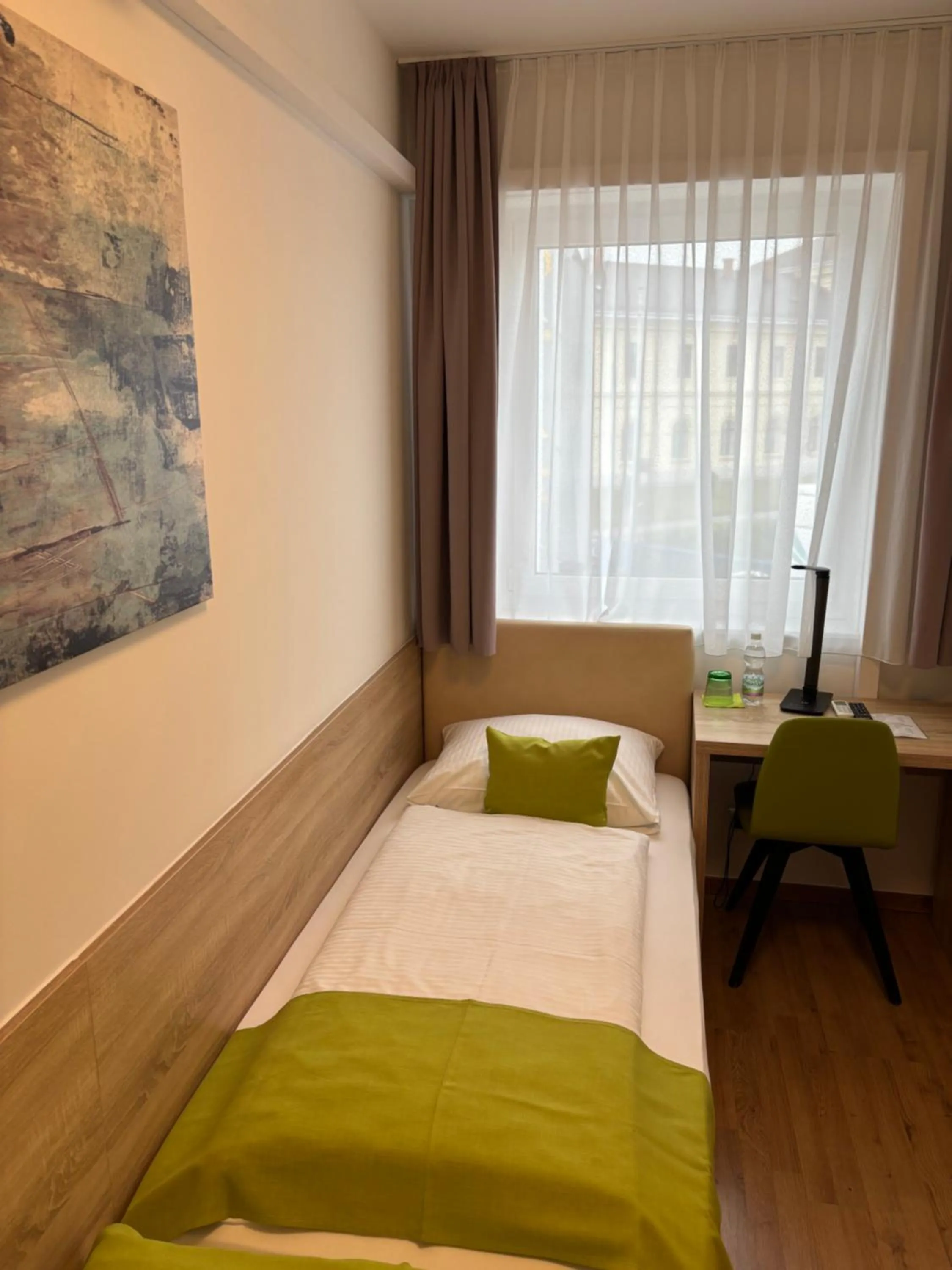 Bed in Hotel Garni Ilys Inn