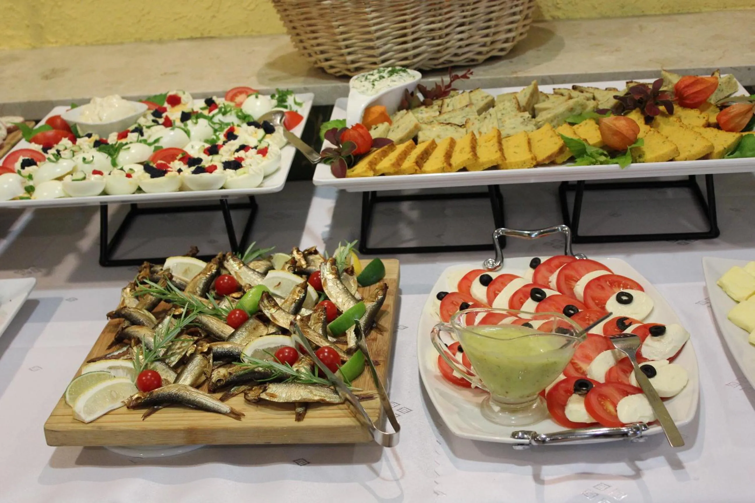 Buffet breakfast in Sosnowe Zacisze