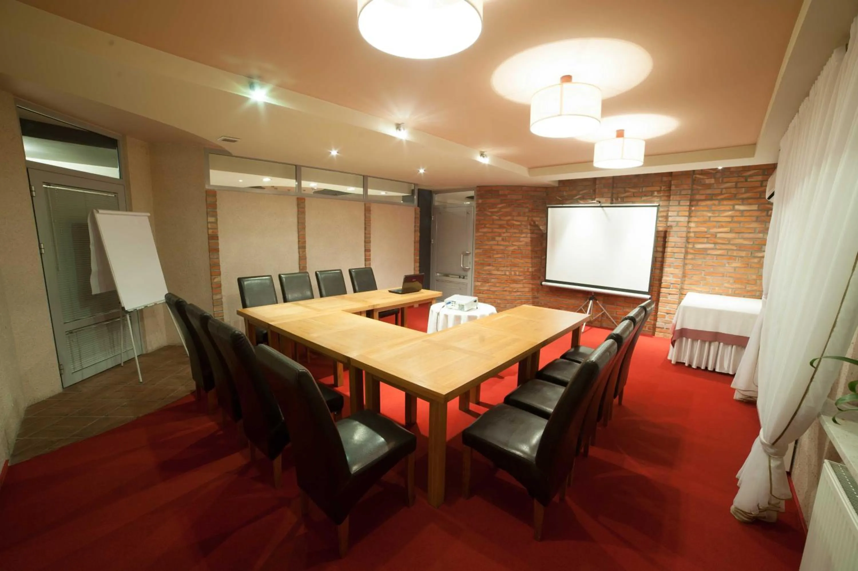 Business facilities in Sosnowe Zacisze