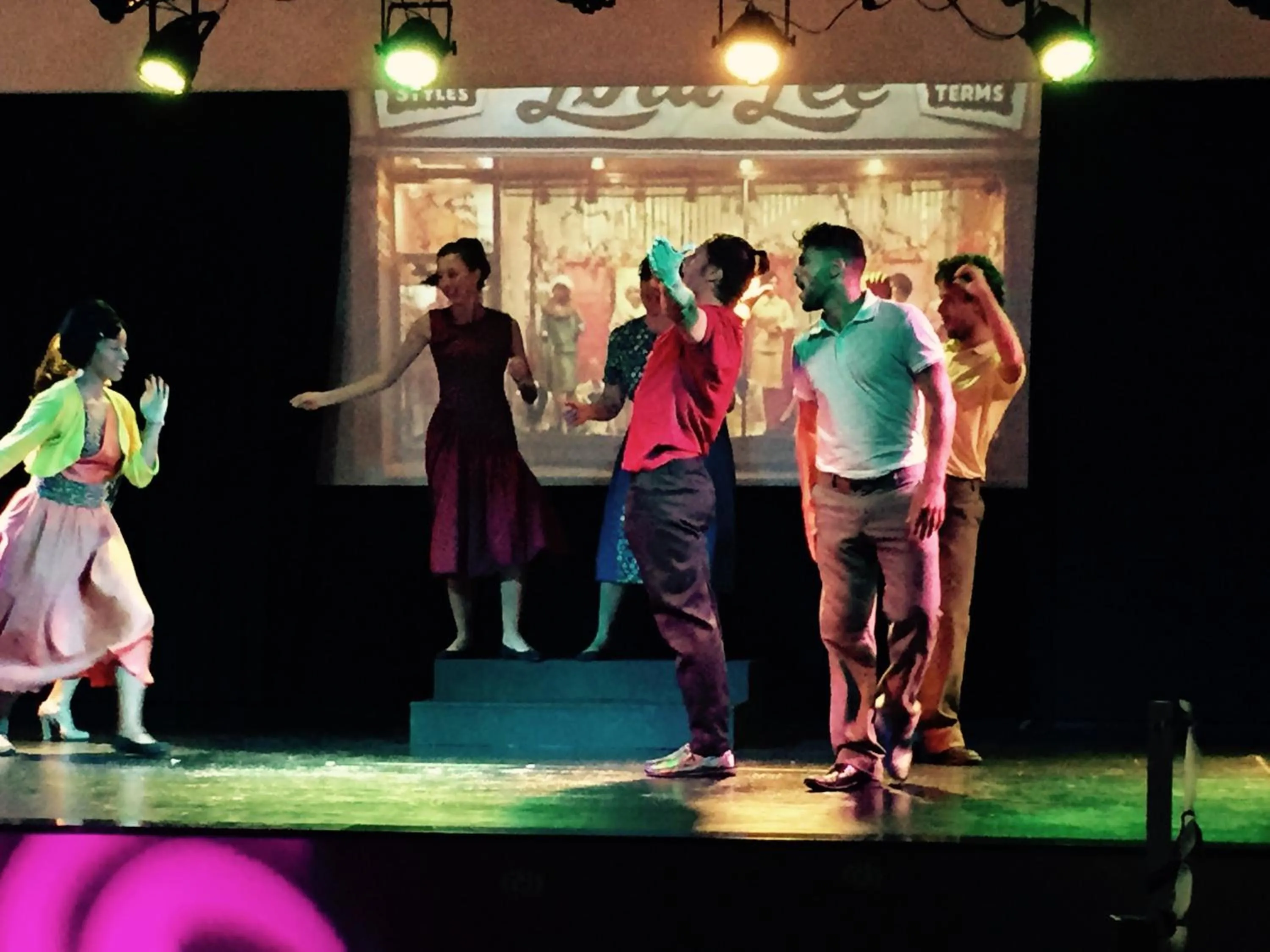 Evening entertainment in Hotel Club Cala Romani