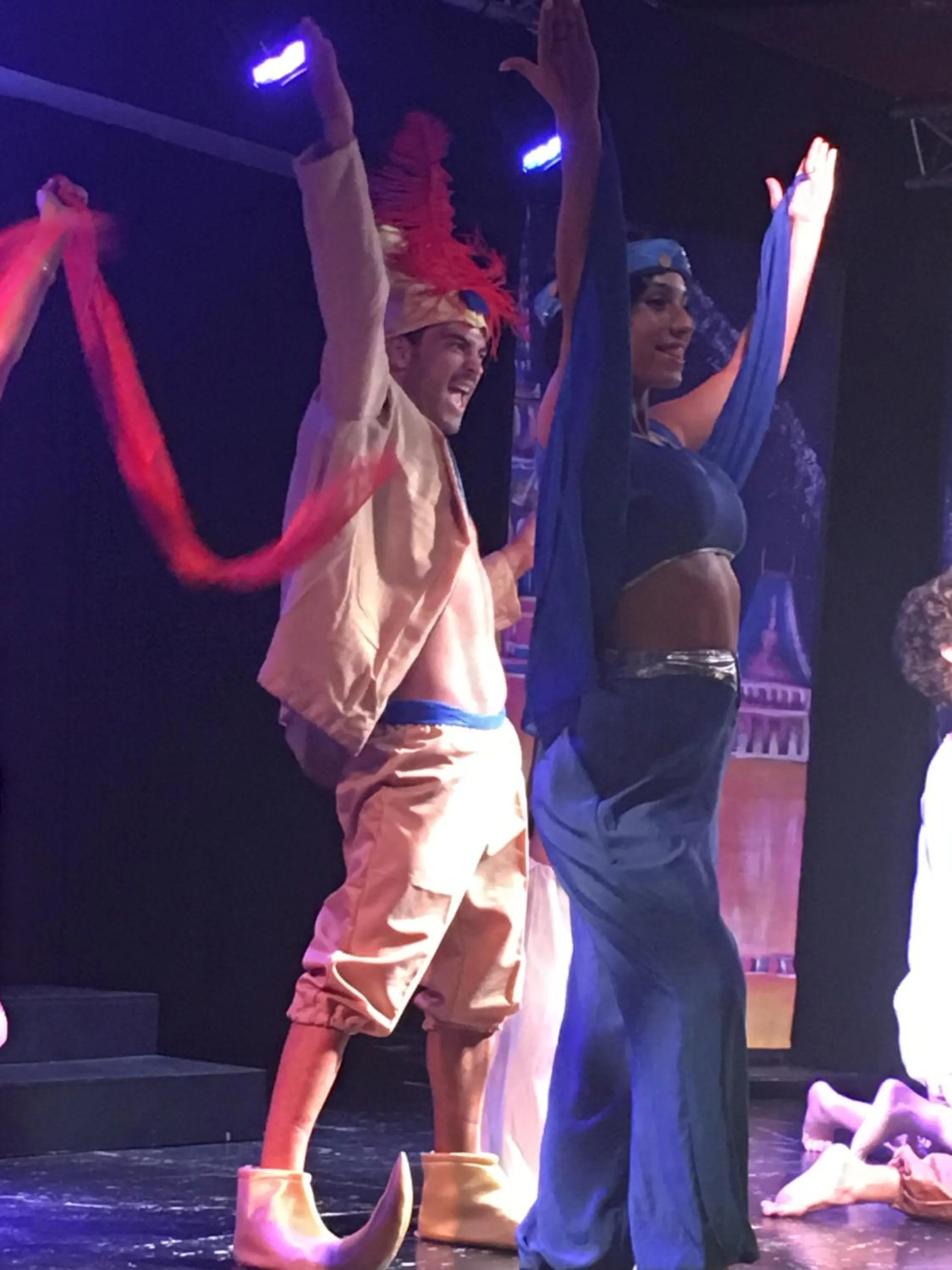 Evening entertainment in Hotel Club Cala Romani