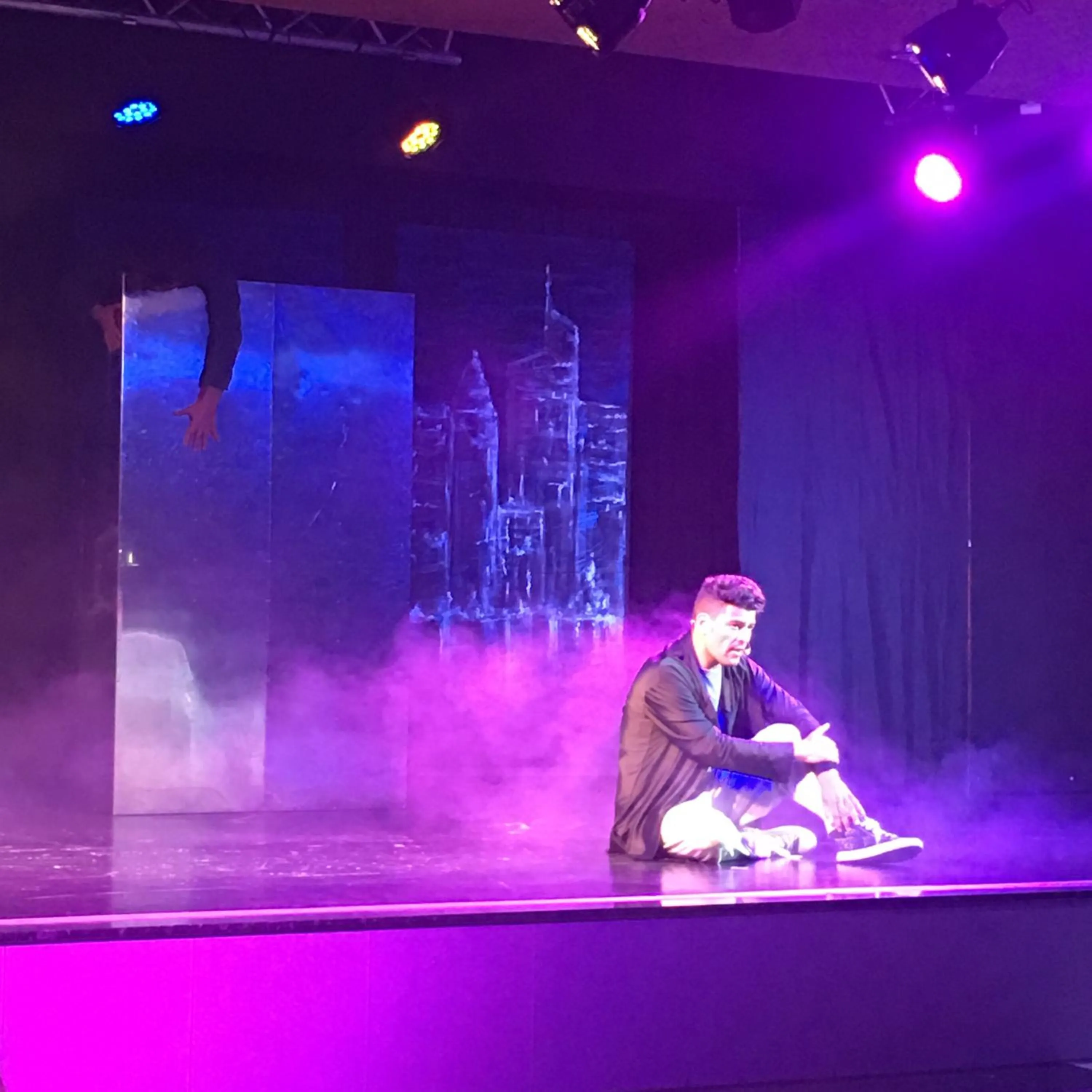 Evening entertainment in Hotel Club Cala Romani