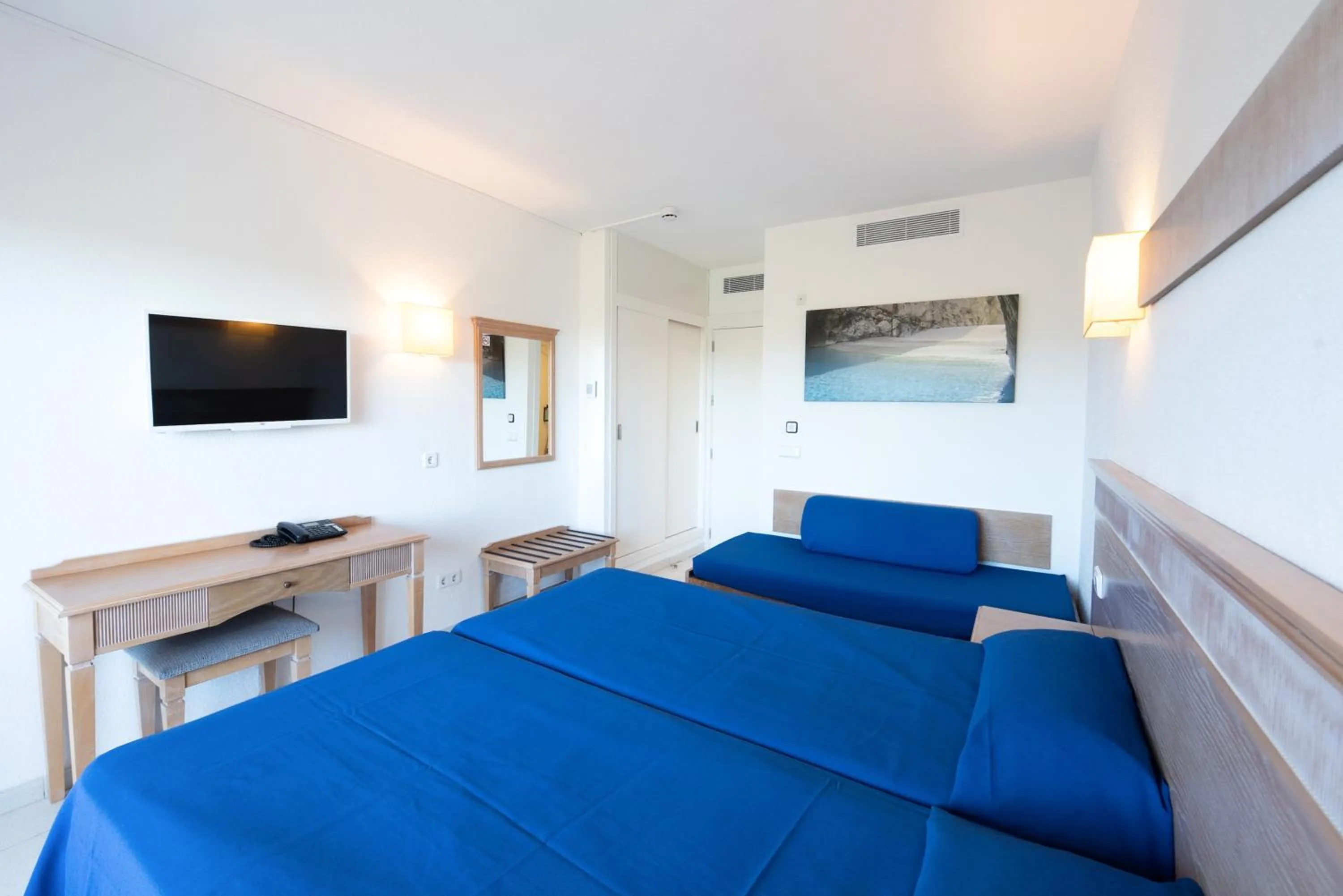 Decorative detail in Hotel Club Cala Romani