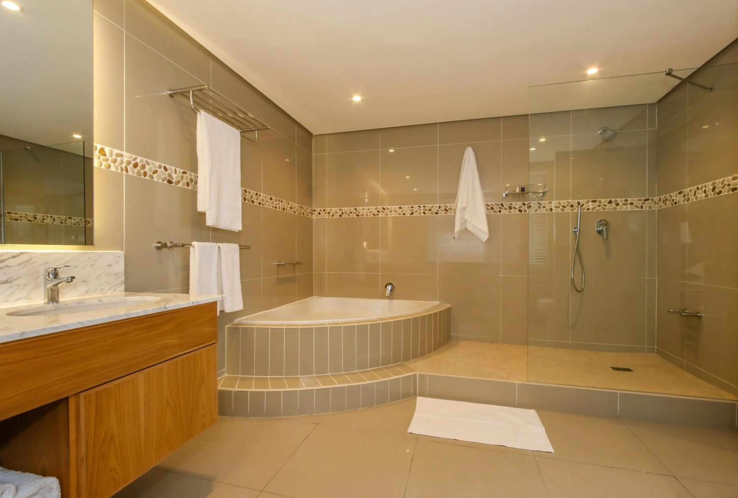 Shower in Ocean Vista Boutique Guest House