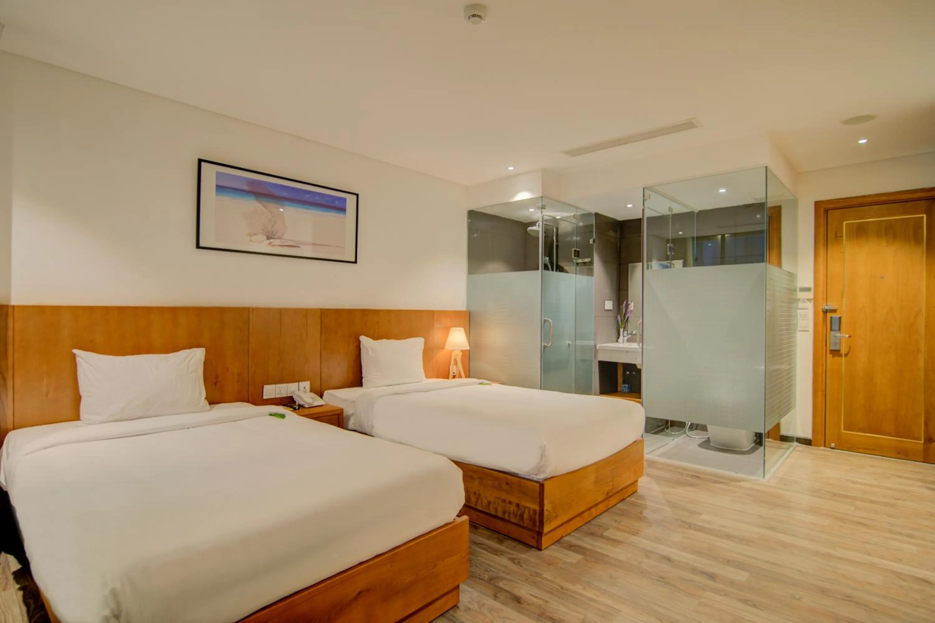 Shower, Bed in Soho Boutique Hotel