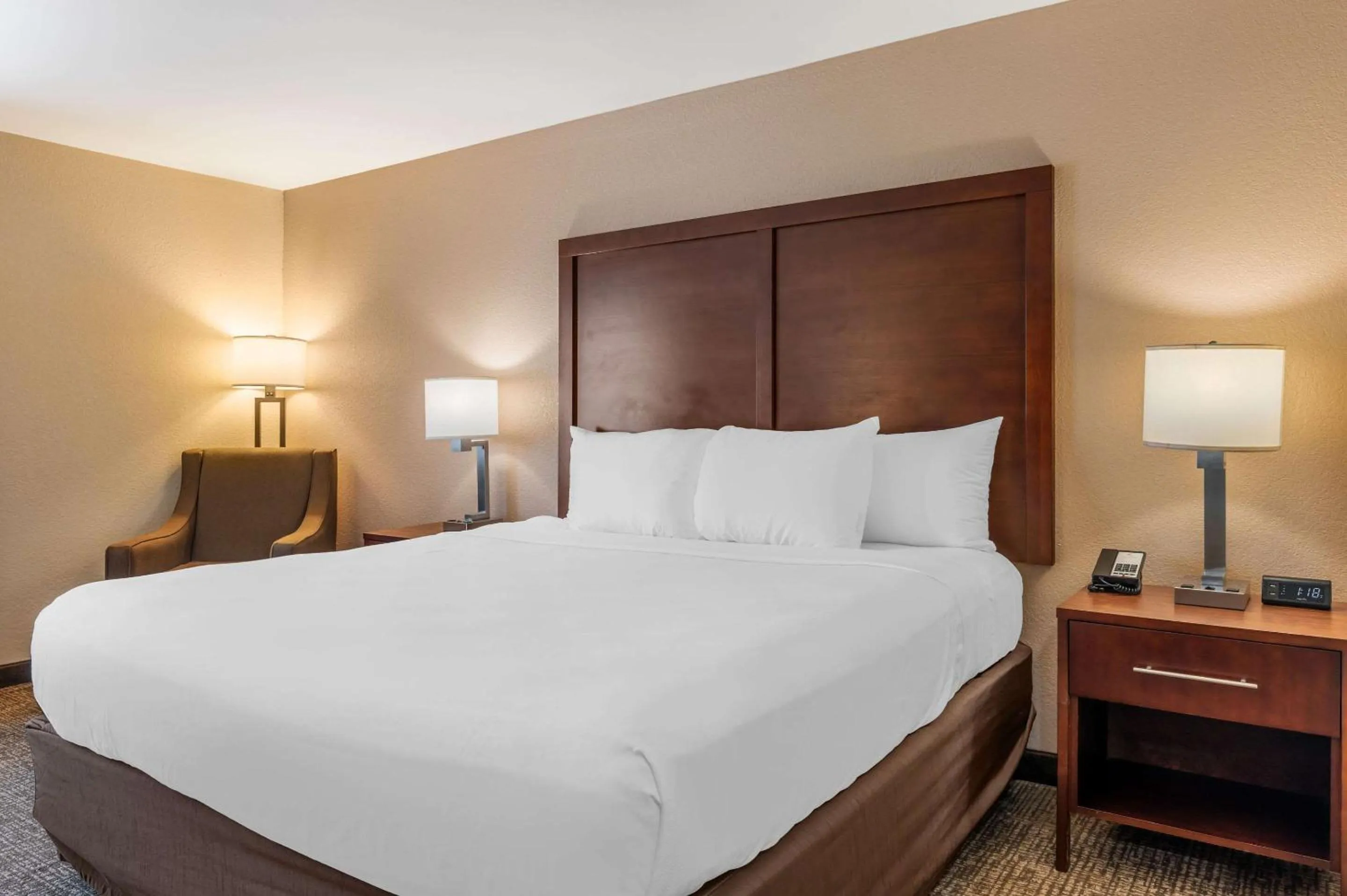 Bedroom, Bed in Comfort Inn Lafayette I-65