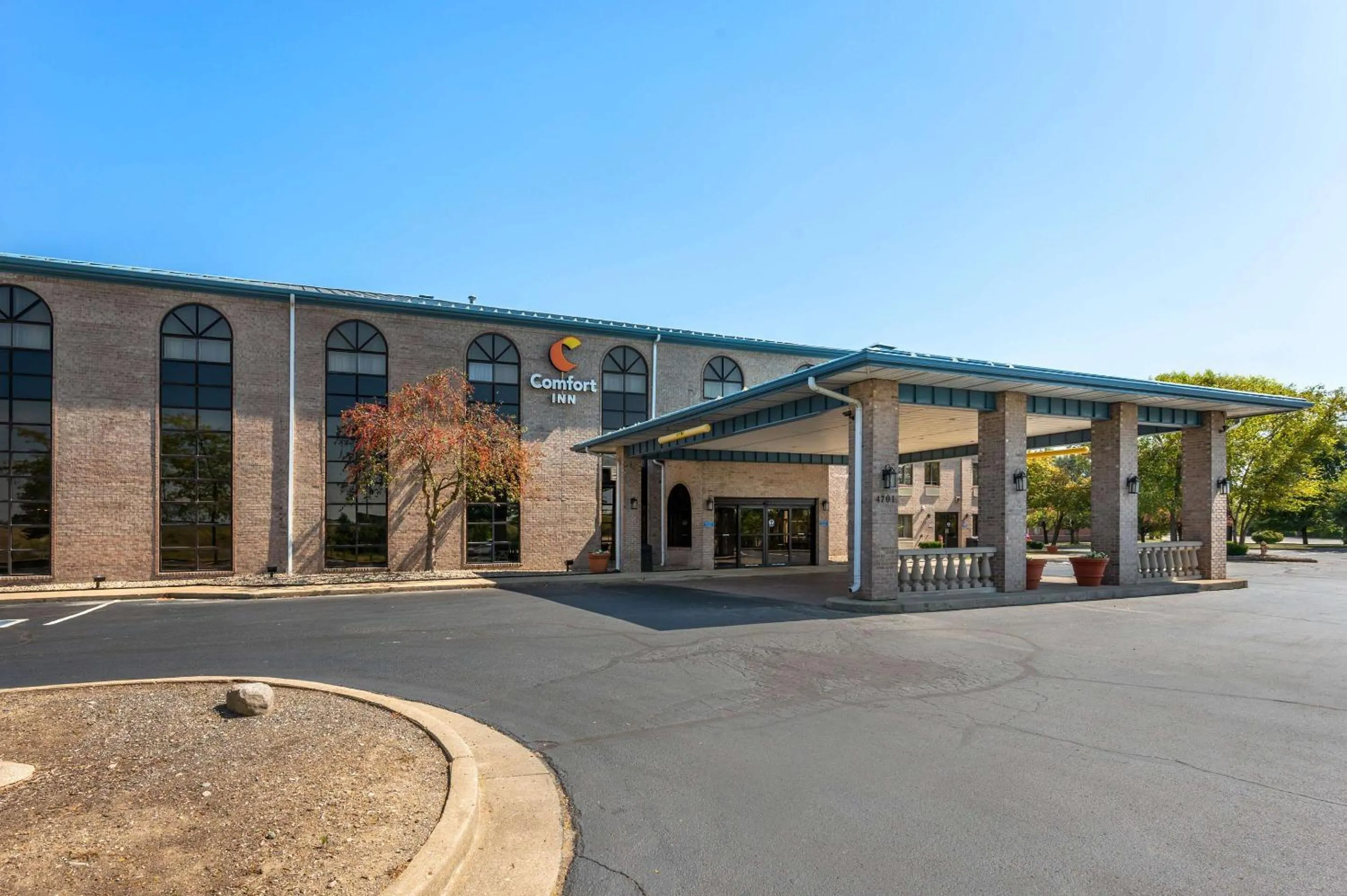 Property building in Comfort Inn Lafayette I-65