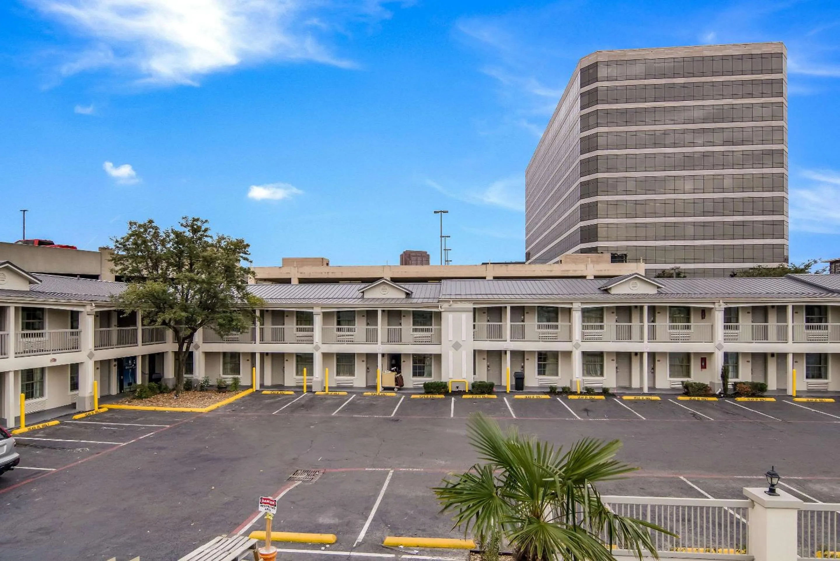 Property building in Quality Inn & Suites Dallas-Cityplace