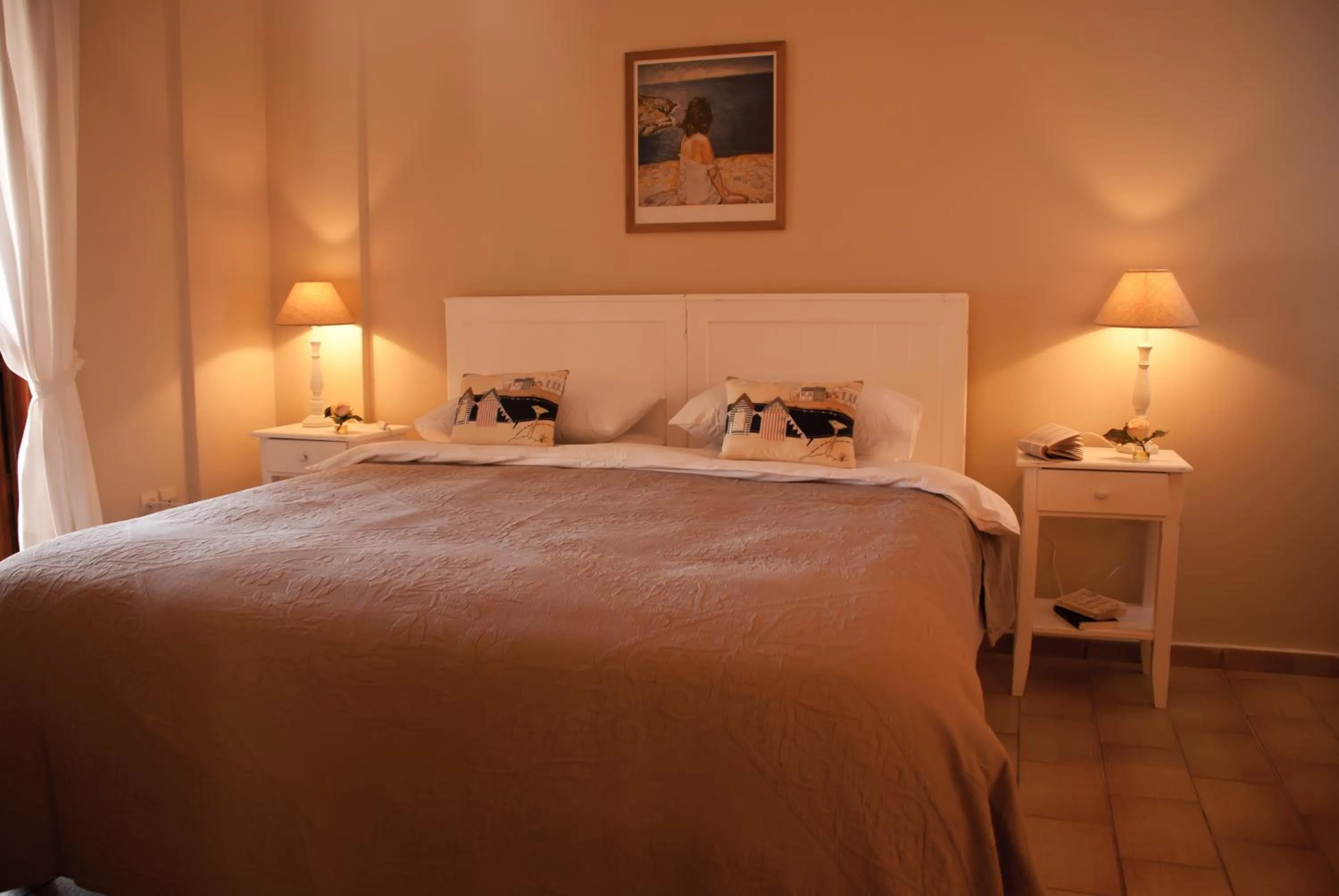 Bedroom, Bed in Amboula Beach Apartments