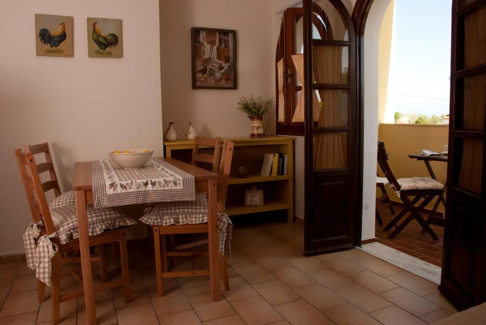 Dining area in Amboula Beach Apartments