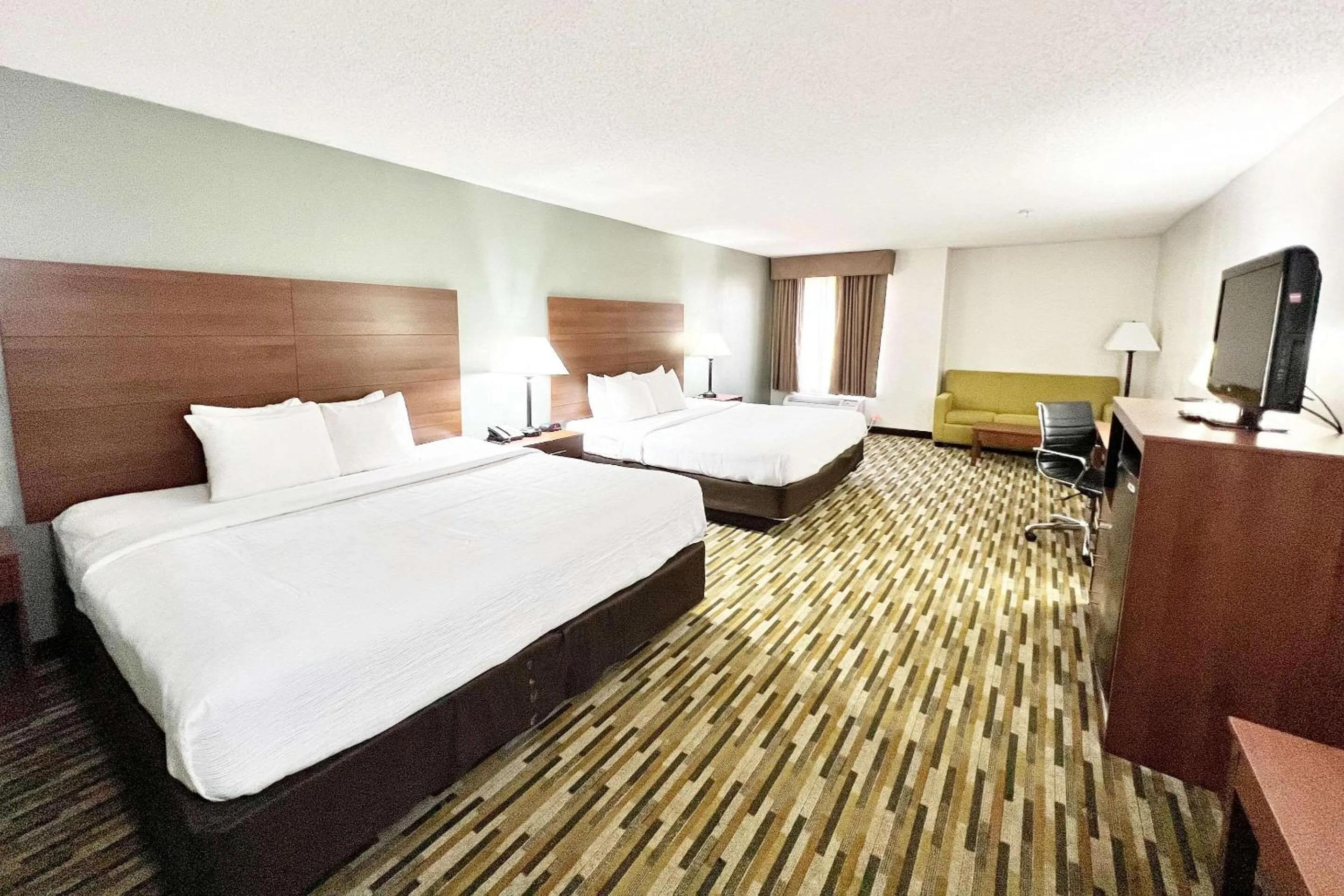 Bedroom, Bed in Quality Inn Gainesville I-75