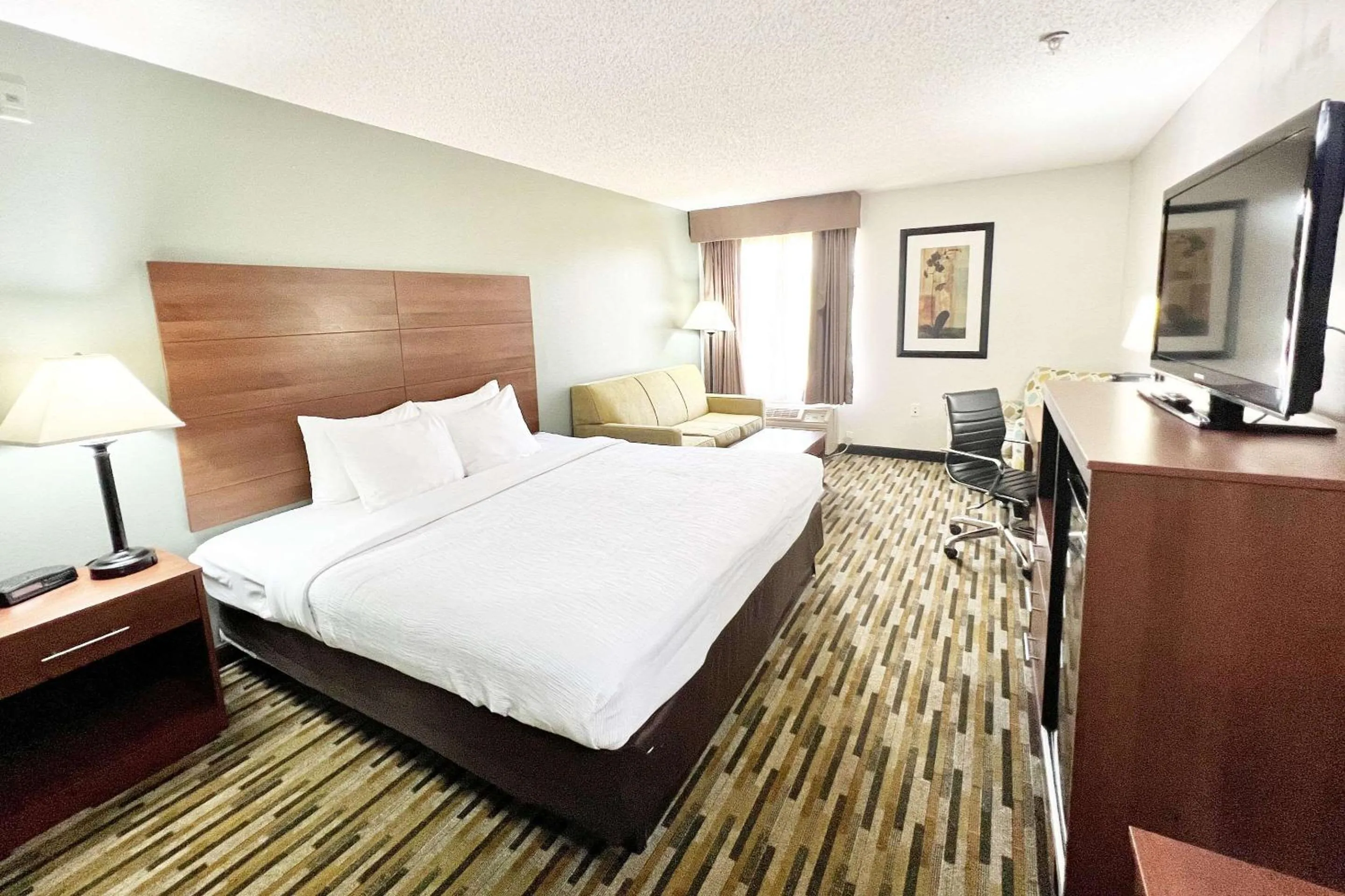 Bedroom, Bed in Quality Inn Gainesville I-75