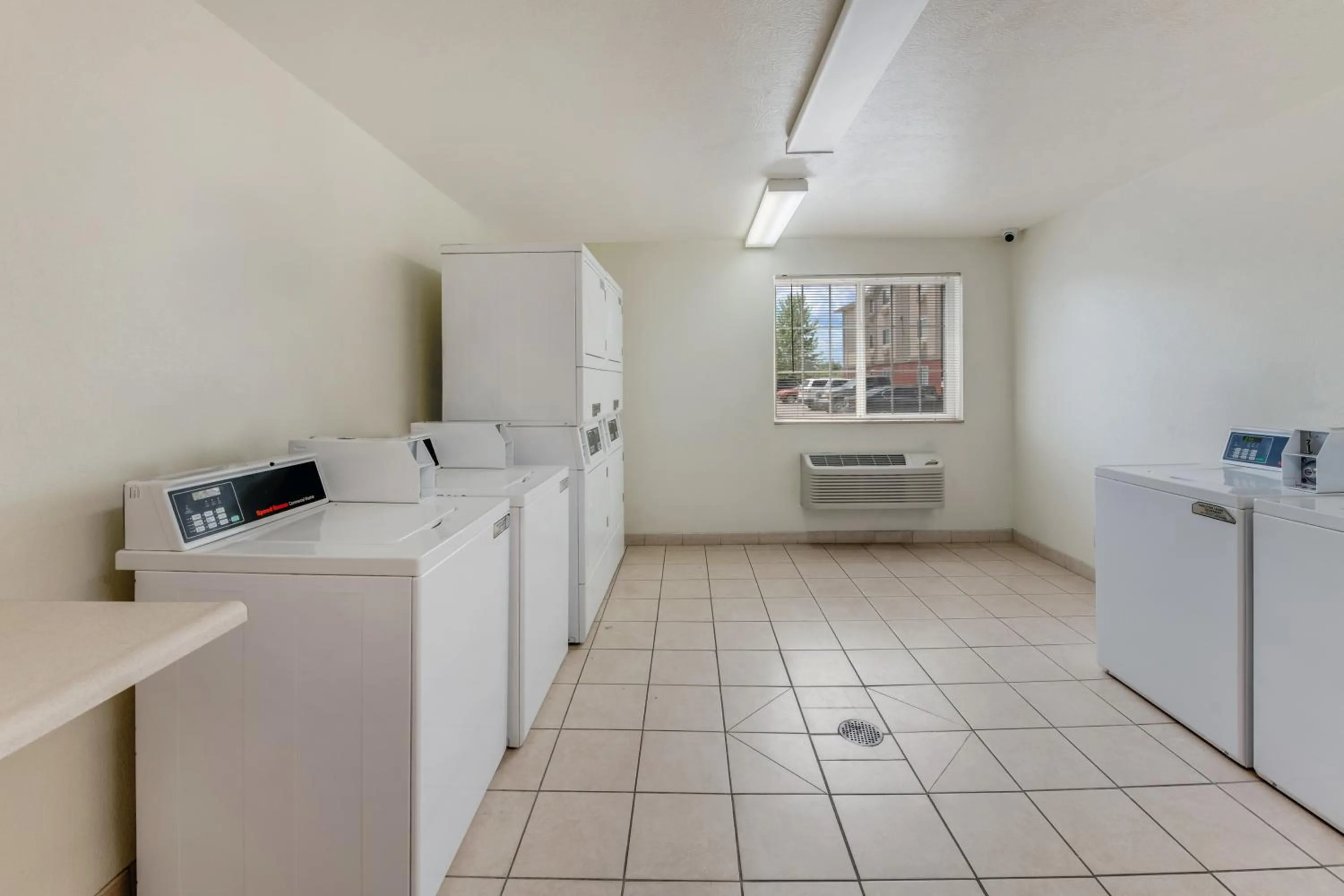 Birch Hill Suites Dayton-WP AFB