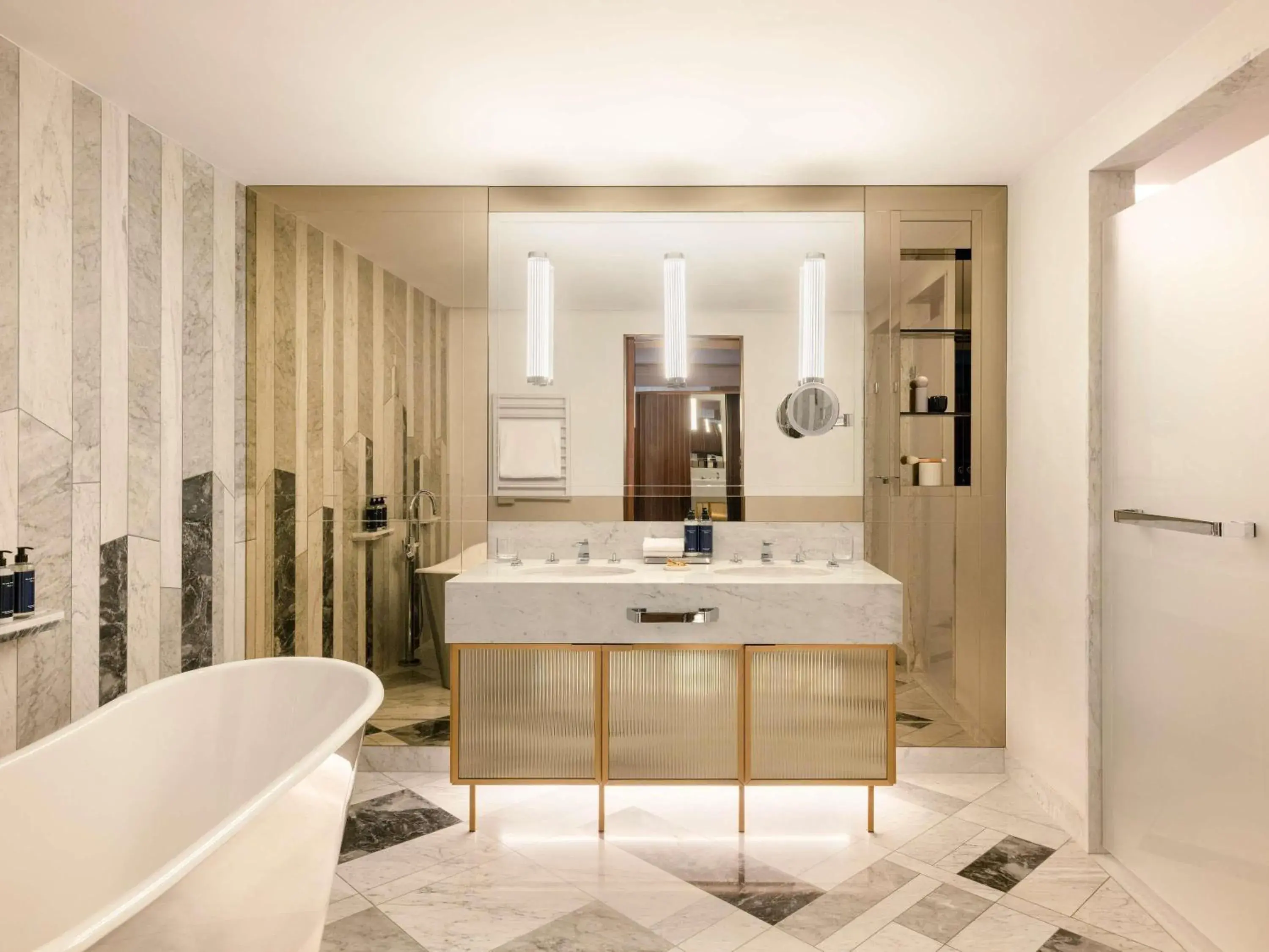 Executive King Suite in Raffles Europejski Warsaw Executive King Suite in Raffles Europejski Warsaw