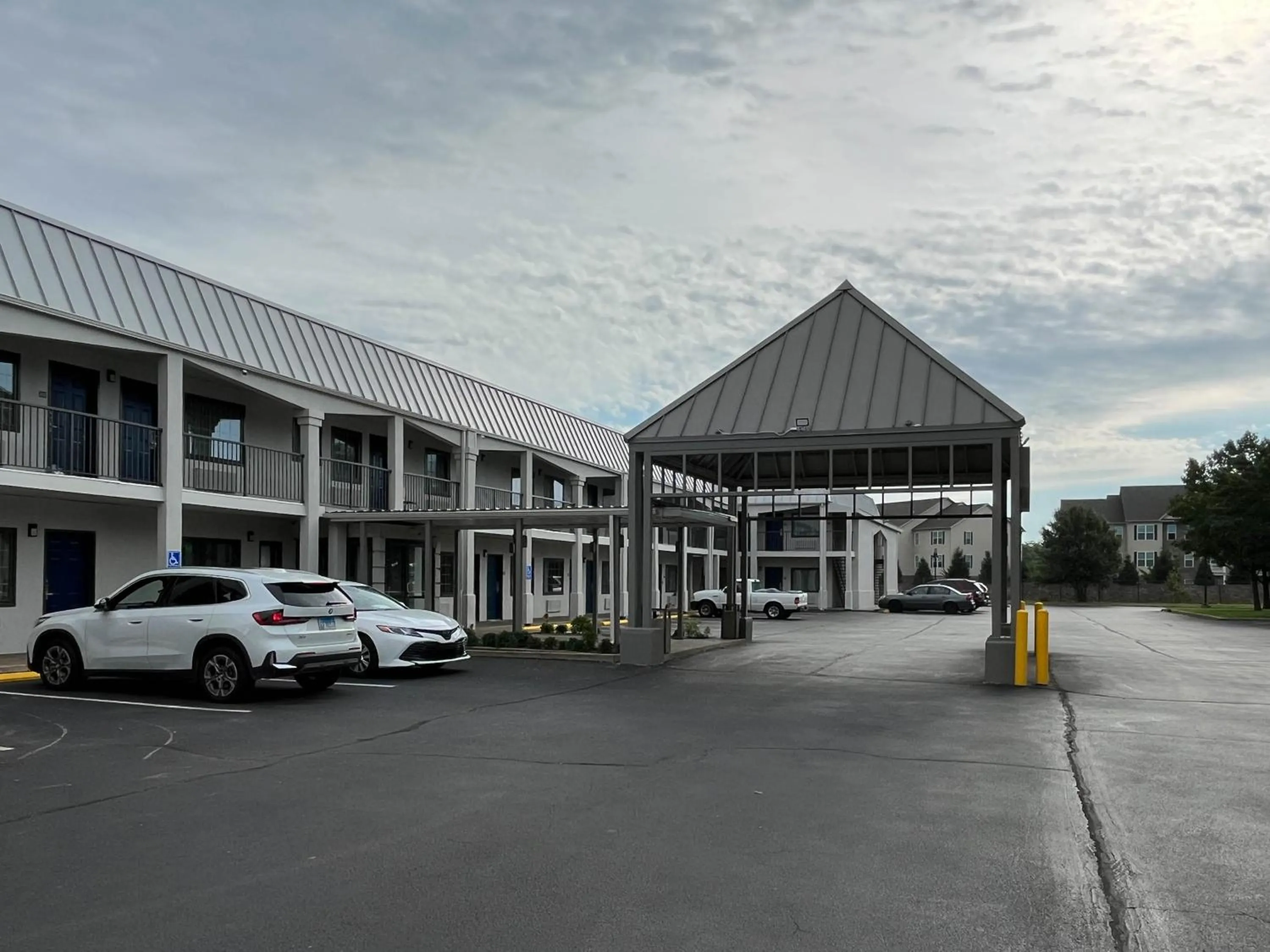 Property building in Motel 6-Lafayette, IN