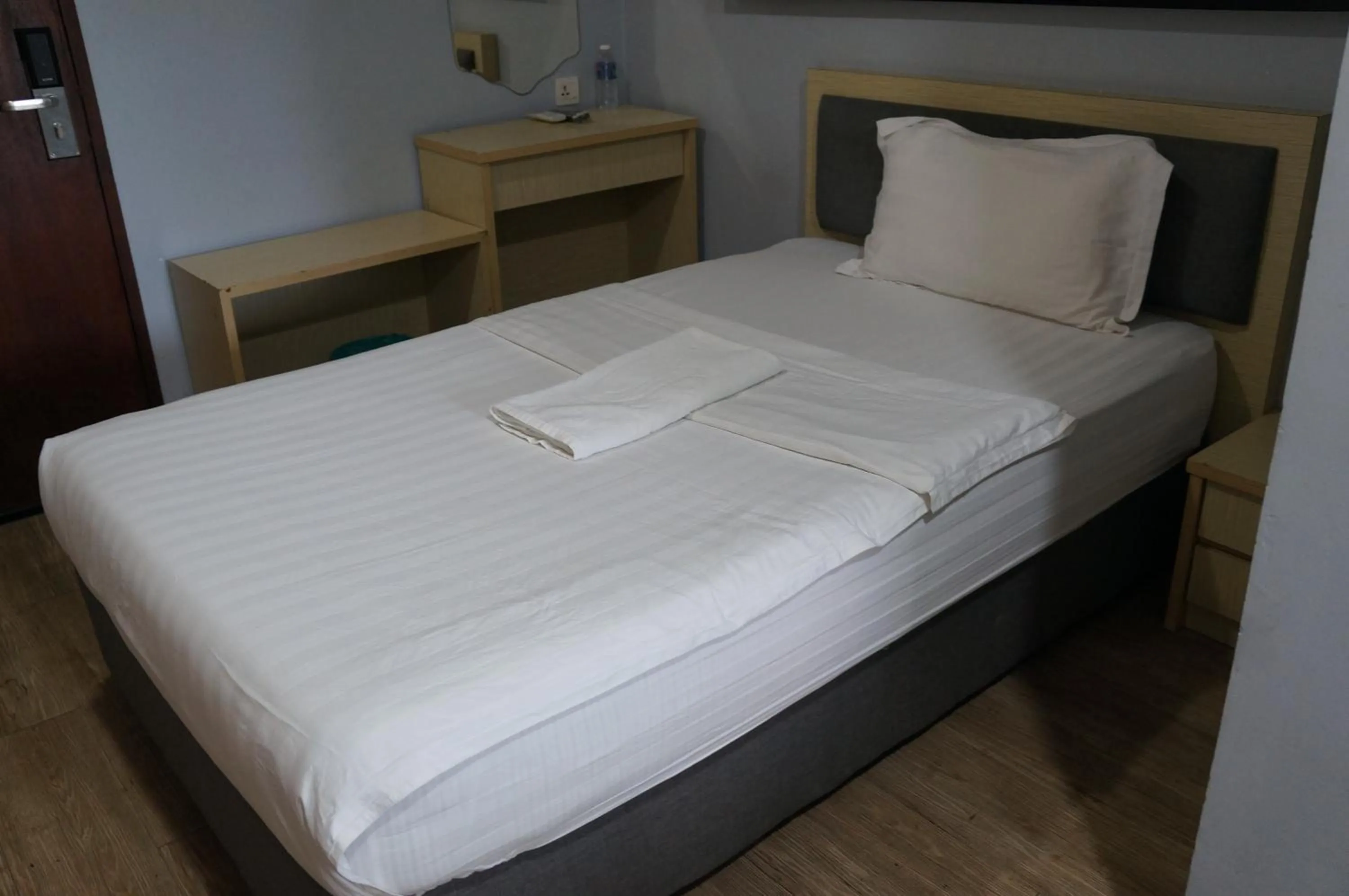 Bed in Unikarya Lodge