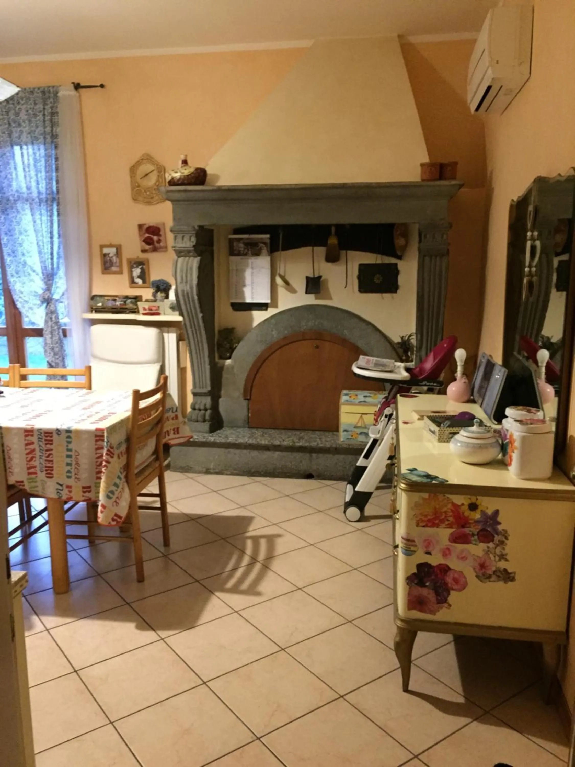 Communal kitchen in B & B Da Giusy