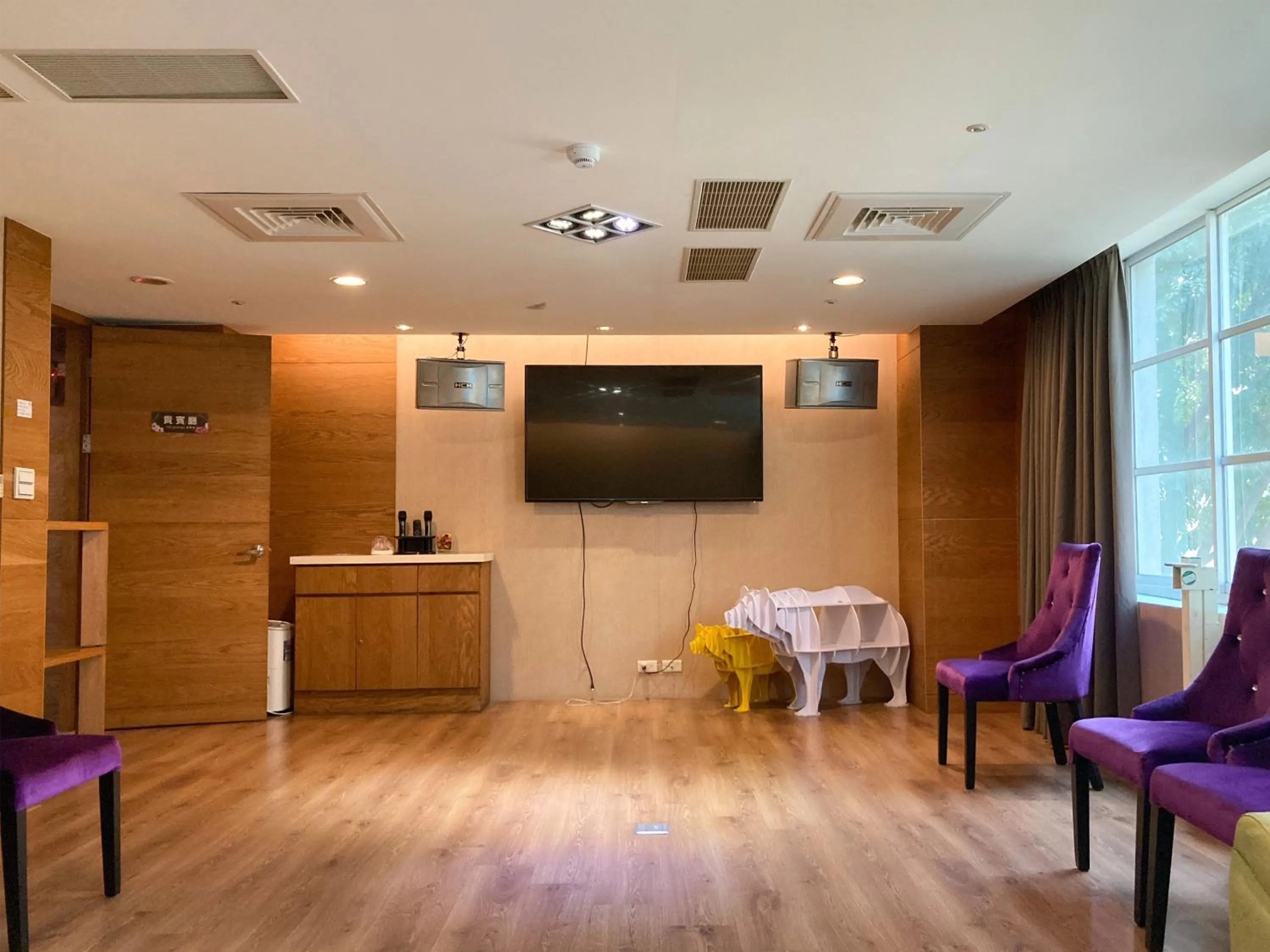 Seating area in Guide Education Culture Hotel Kaohsiung Museum of Fine Arts