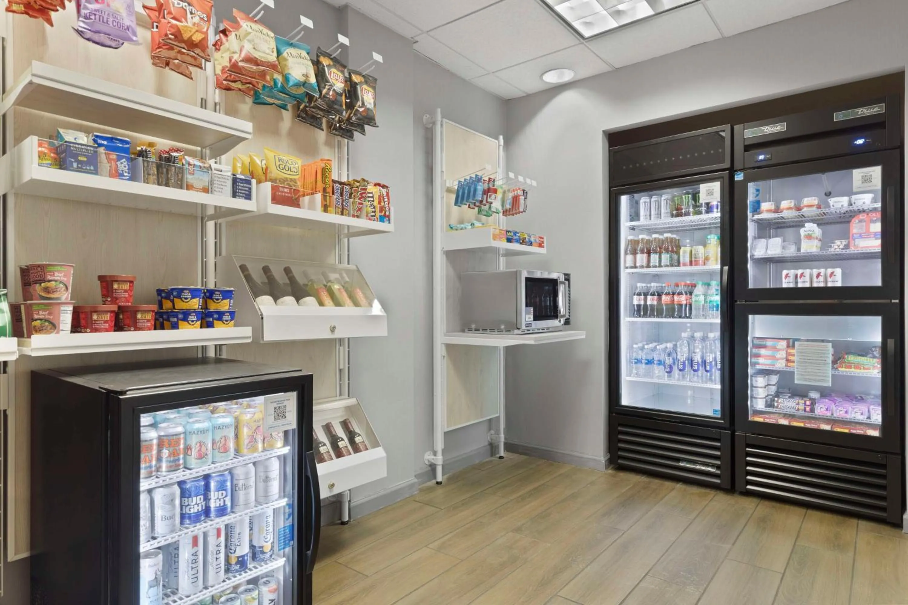 Restaurant/places to eat in Wingate by Wyndham Greensboro