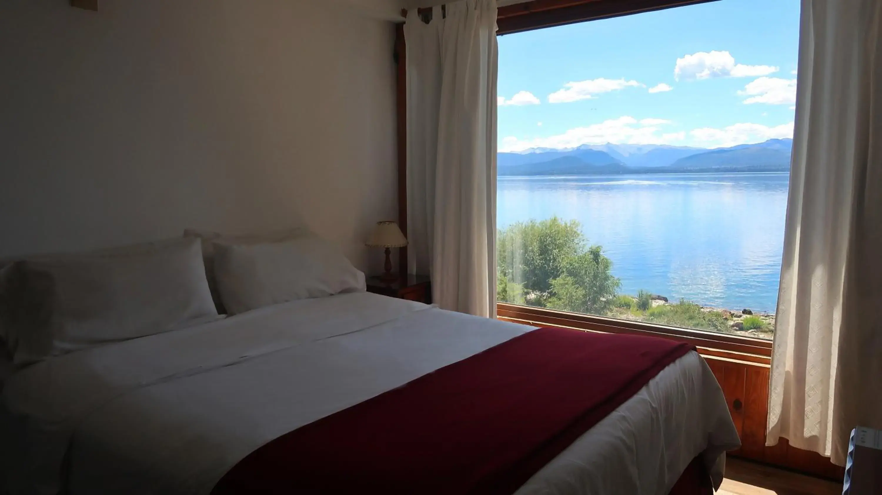 Superior con vista al lago in Hosteria Ventus Patagonia Superior con vista al lago in Hosteria Ventus Patagonia