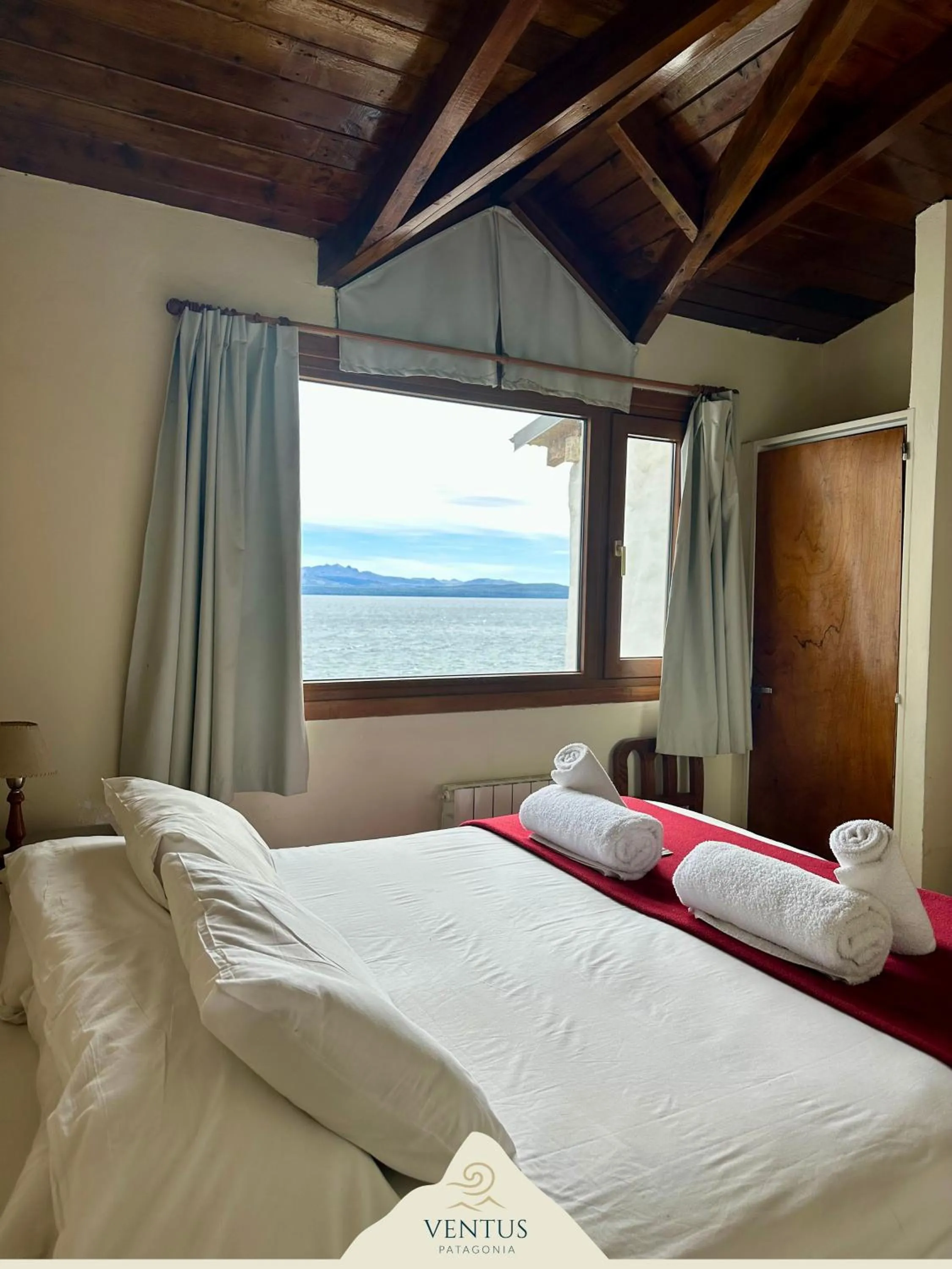Lake view, Bed in Hosteria Ventus Patagonia
