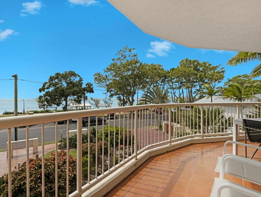 Charlton on The Esplanade