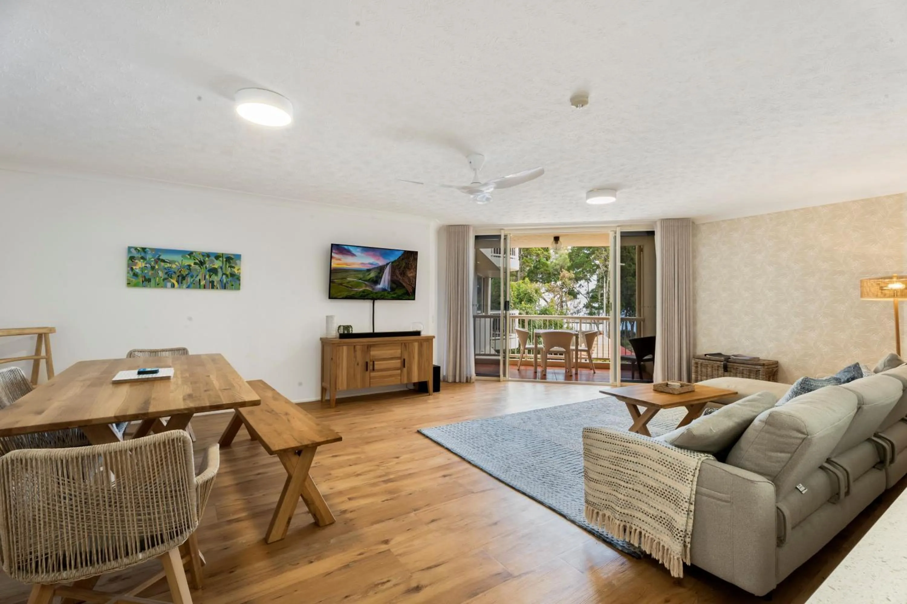 Charlton on The Esplanade