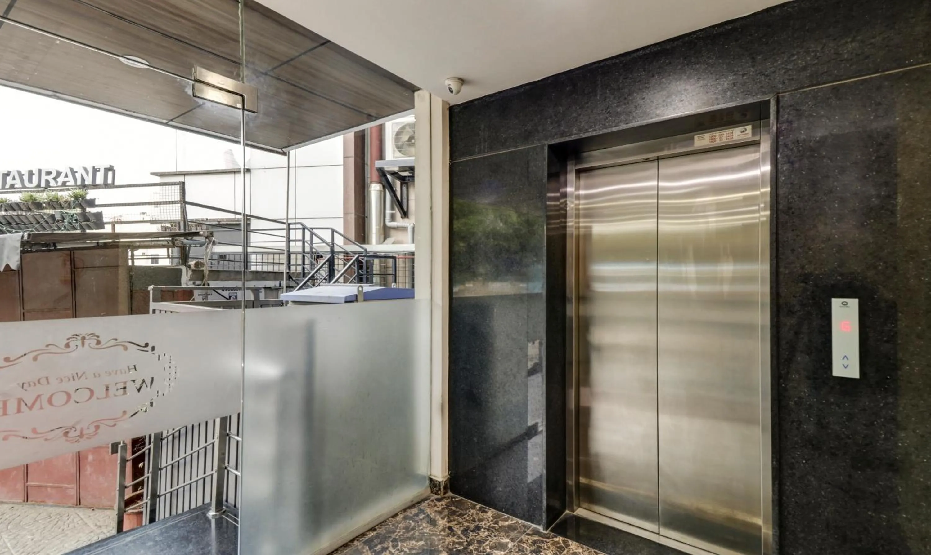 elevator in Treebo Sahara Suites 750 M From St Johns Medical College And Hospital