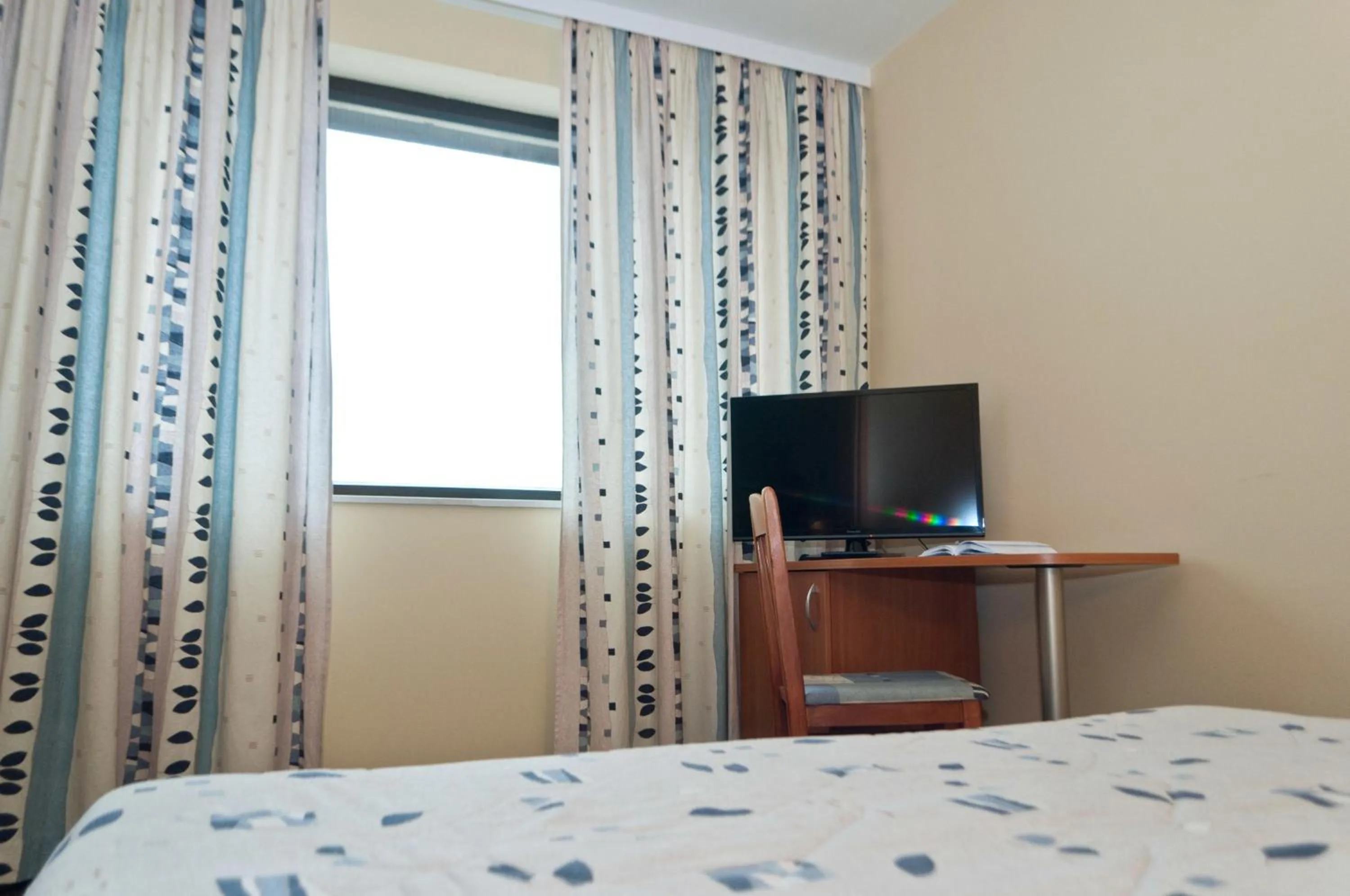 TV and multimedia, Bed in Hotel Rostov