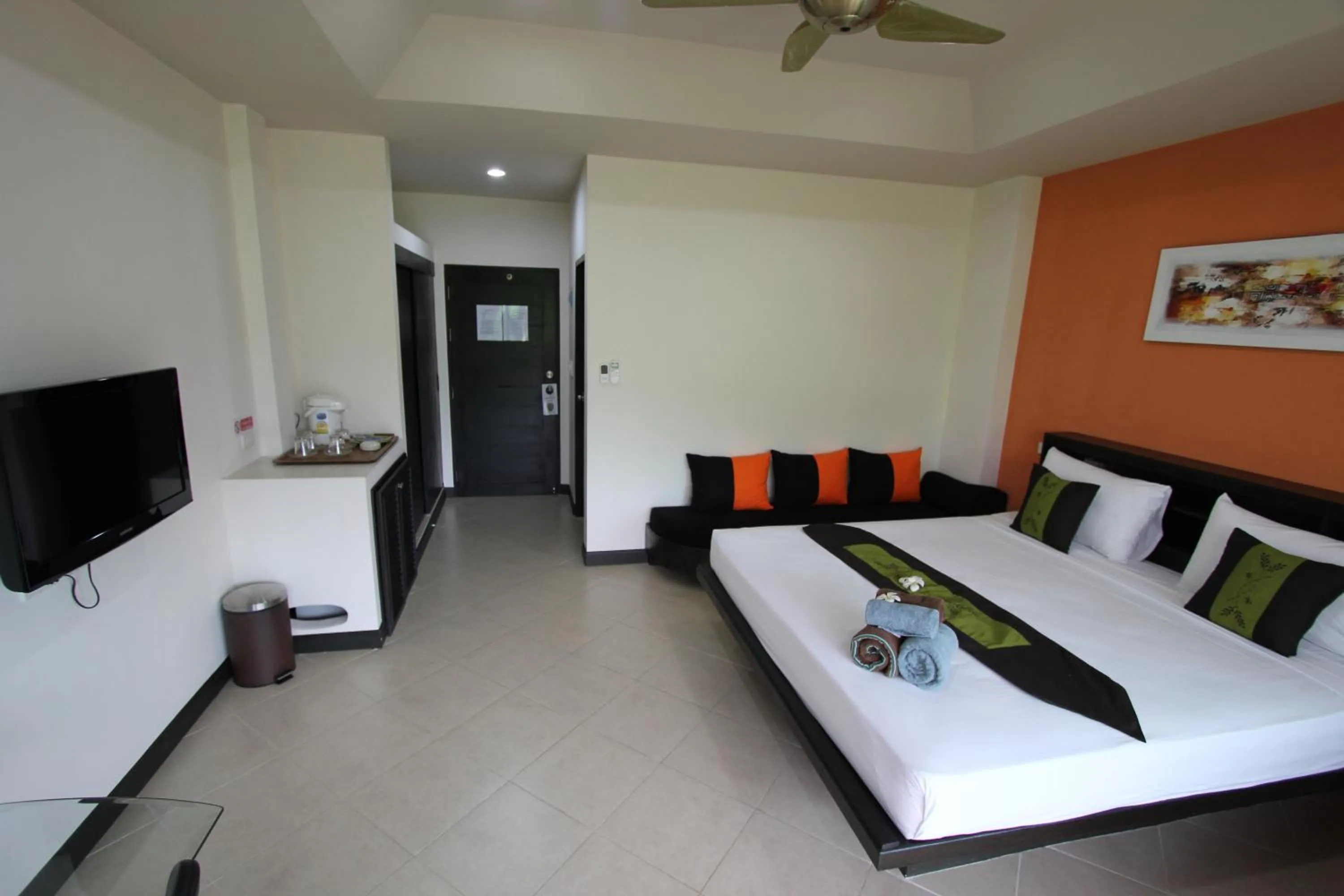 Bedroom, Bed in Babylon Pool Villas