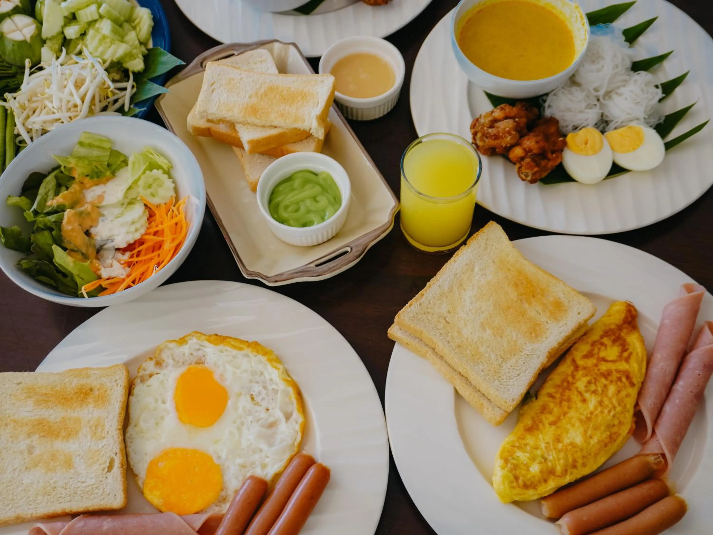 Breakfast in Arawan Beach Resort Krabi