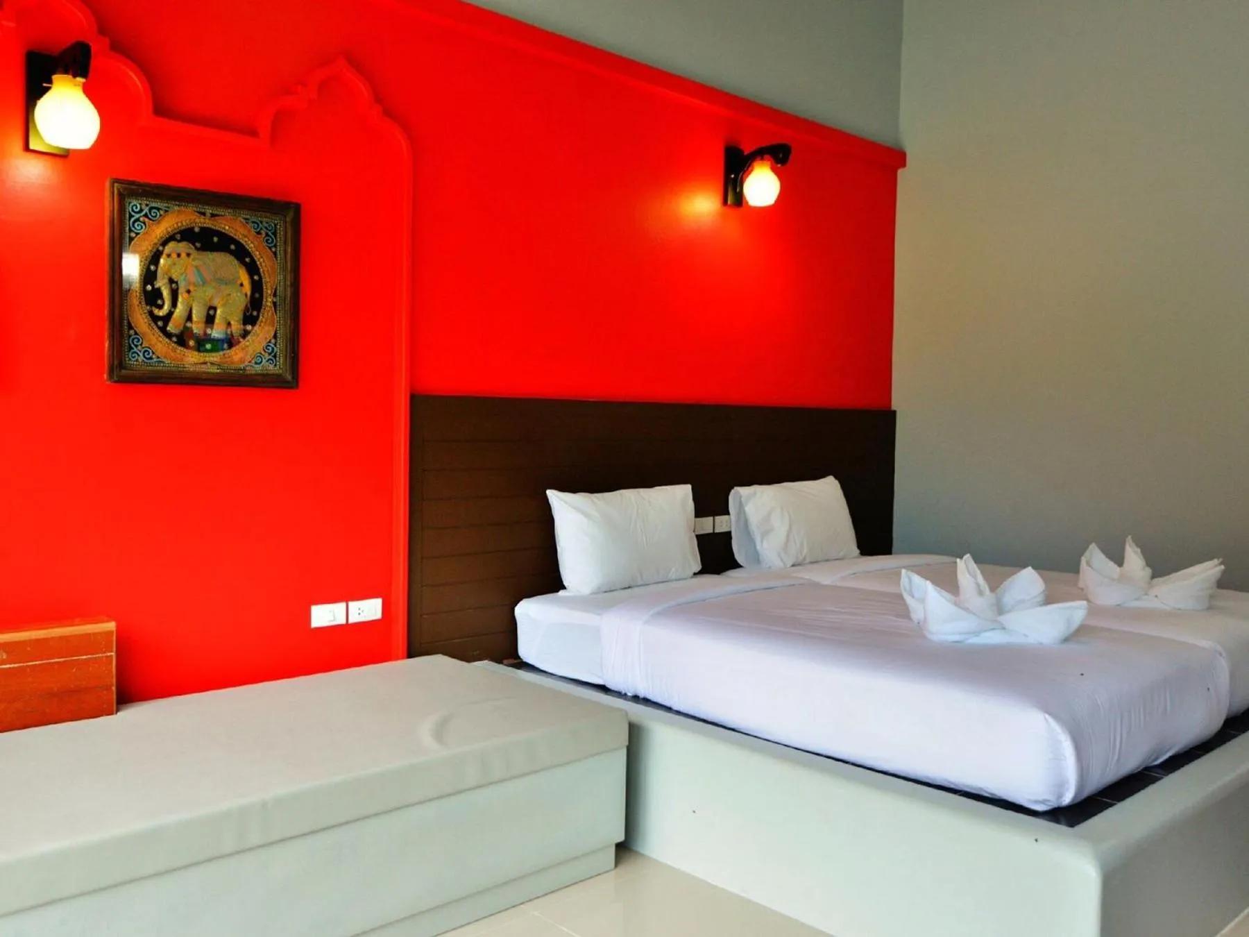 Bed in Arawan Beach Resort Krabi