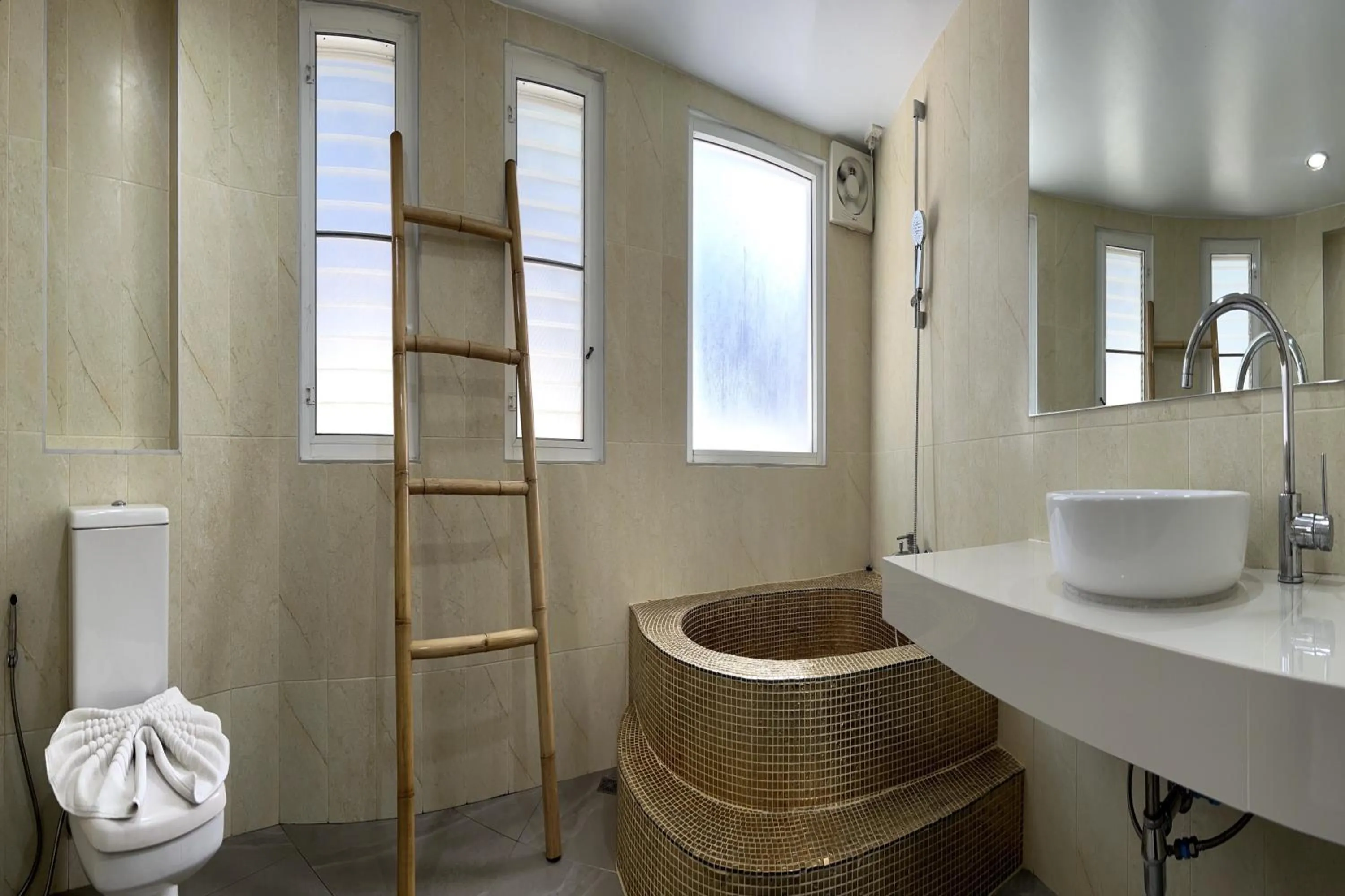 Bathroom in Arawan Beach Resort Krabi