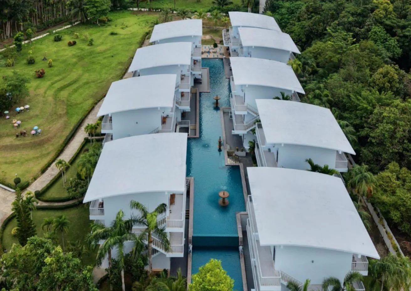 Property building in Arawan Beach Resort Krabi