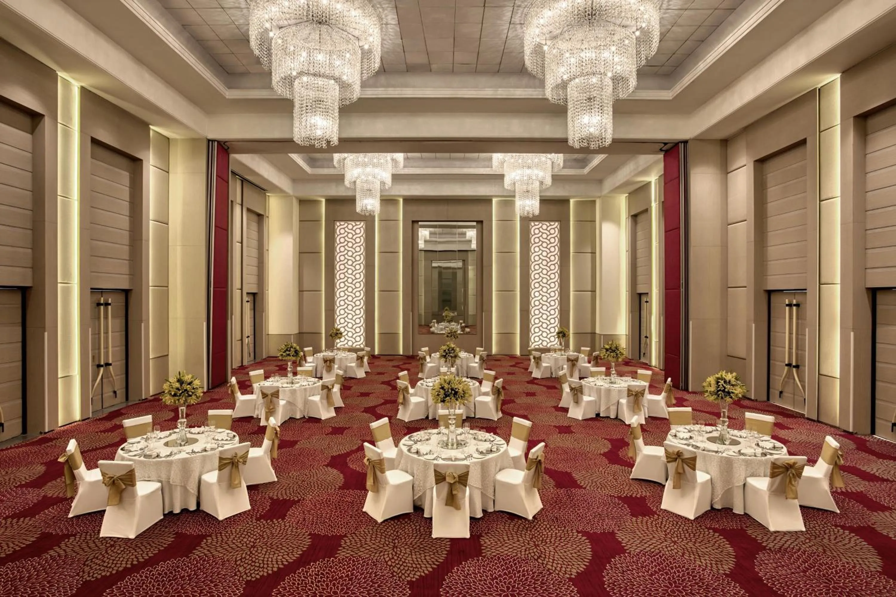 Meeting/conference room in Le Meridien Gurgaon, Delhi NCR